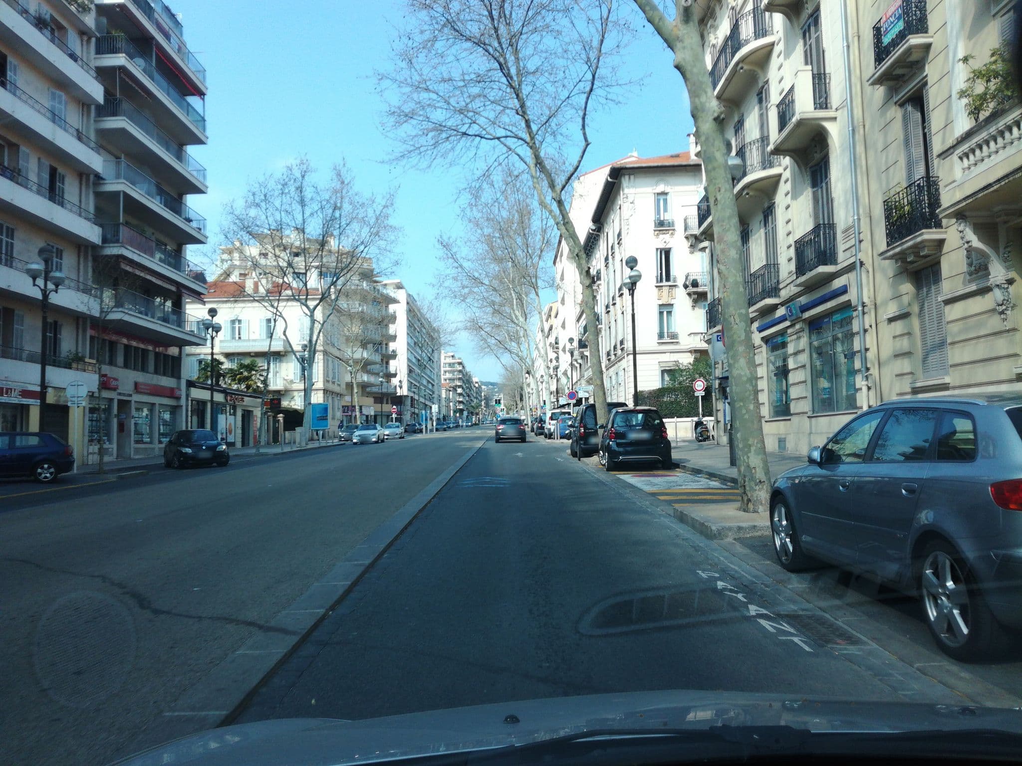 Street view near Etap Hôtel, Cannes — © baptistemm (CC BY-SA · Mapillary)