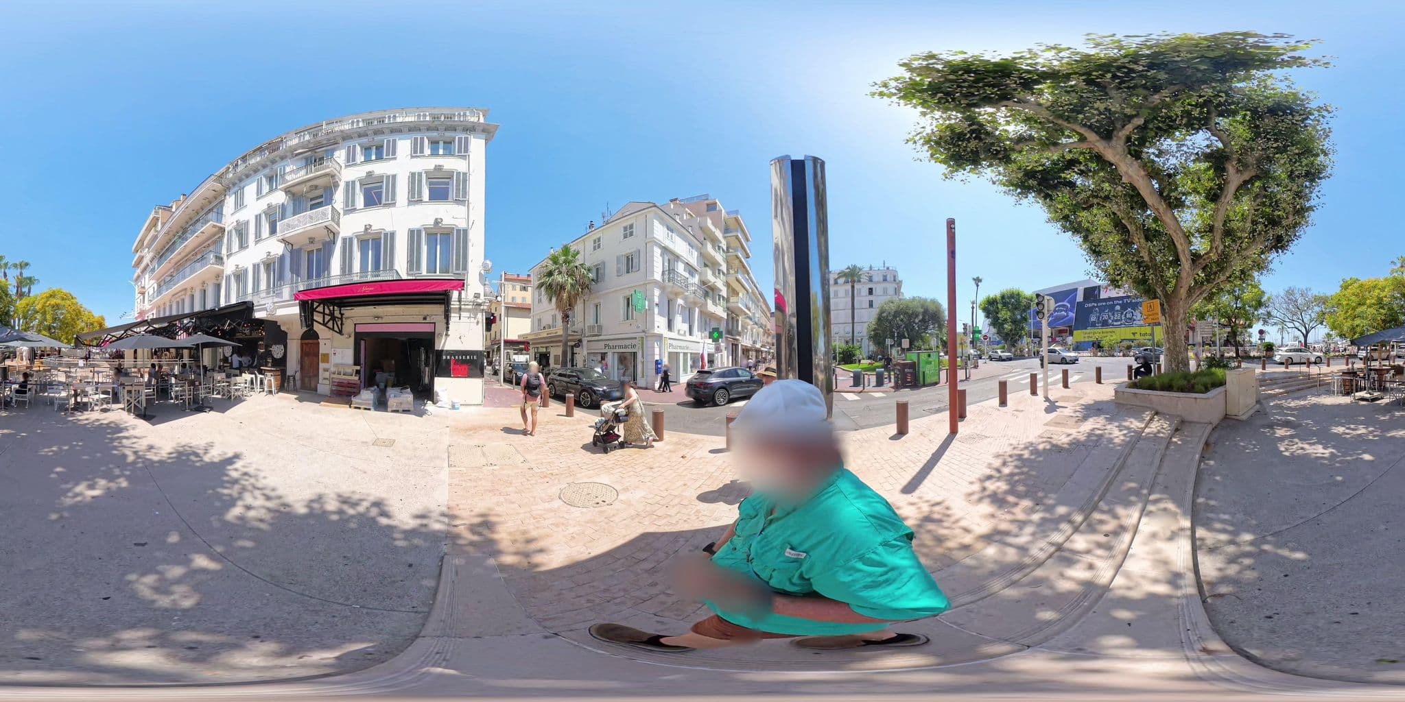 Street view near Florella Jean de Riouffe, Cannes — © graharg (CC BY-SA · Mapillary)