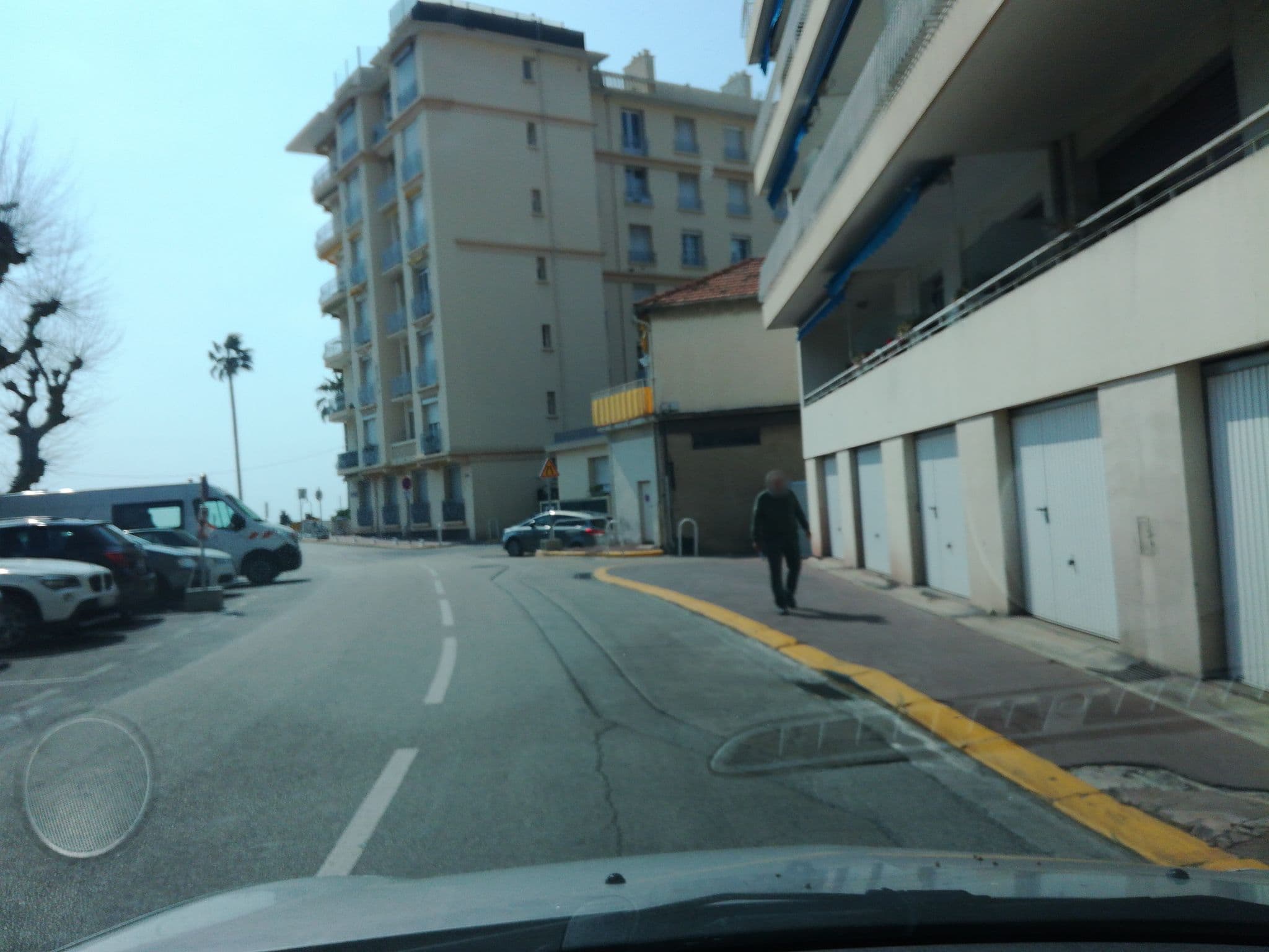 Street view near Cannes Sea View, Cannes — © baptistemm (CC BY-SA · Mapillary)