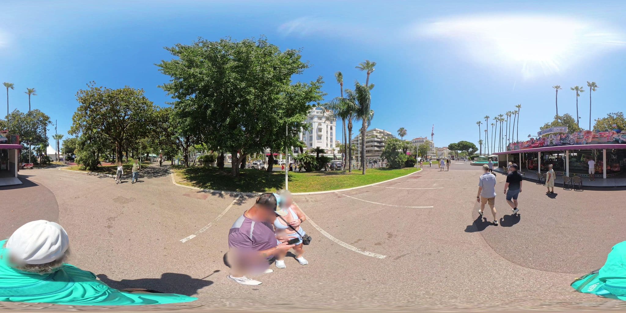 Street view near Martinez Hotel Suite 12, Cannes — © graharg (CC BY-SA · Mapillary)