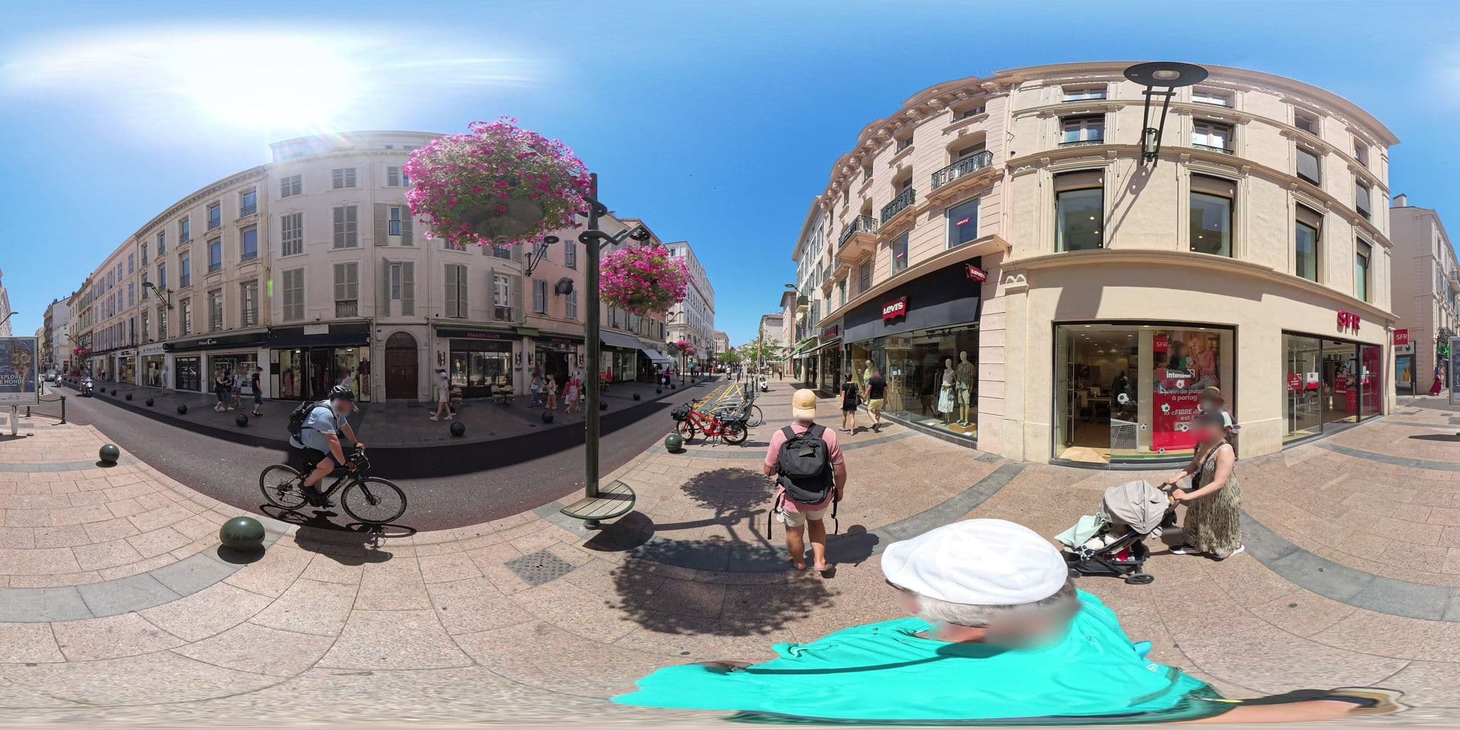 Street view near Agence Cannes Congrès Immobilier A.C.C.I, Cannes — © graharg (CC BY-SA · Mapillary)