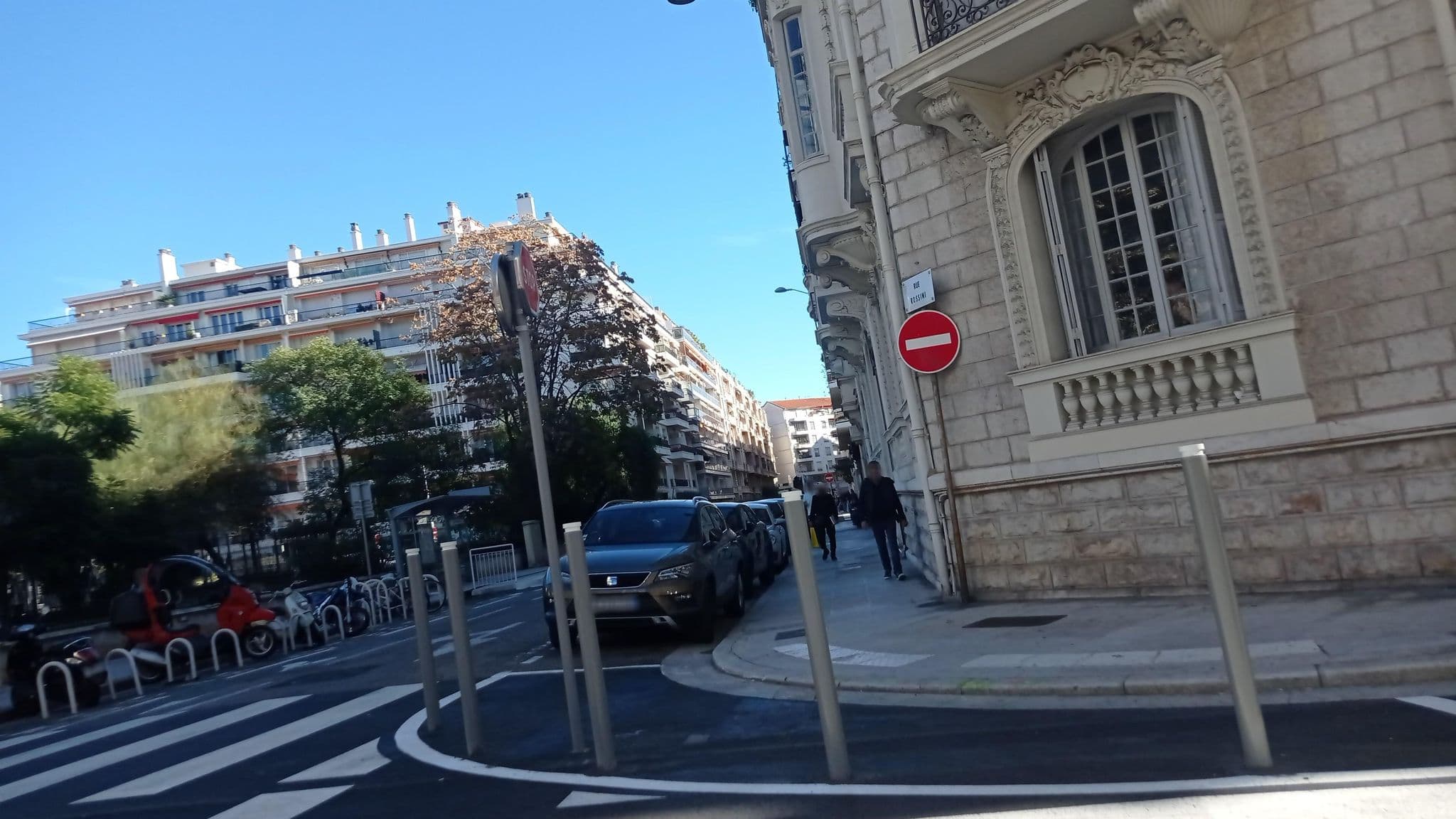 Street view near Nice Riviera Sweet Home, Jean-Médecin — © Sanchezbabs (CC BY-SA · Mapillary)