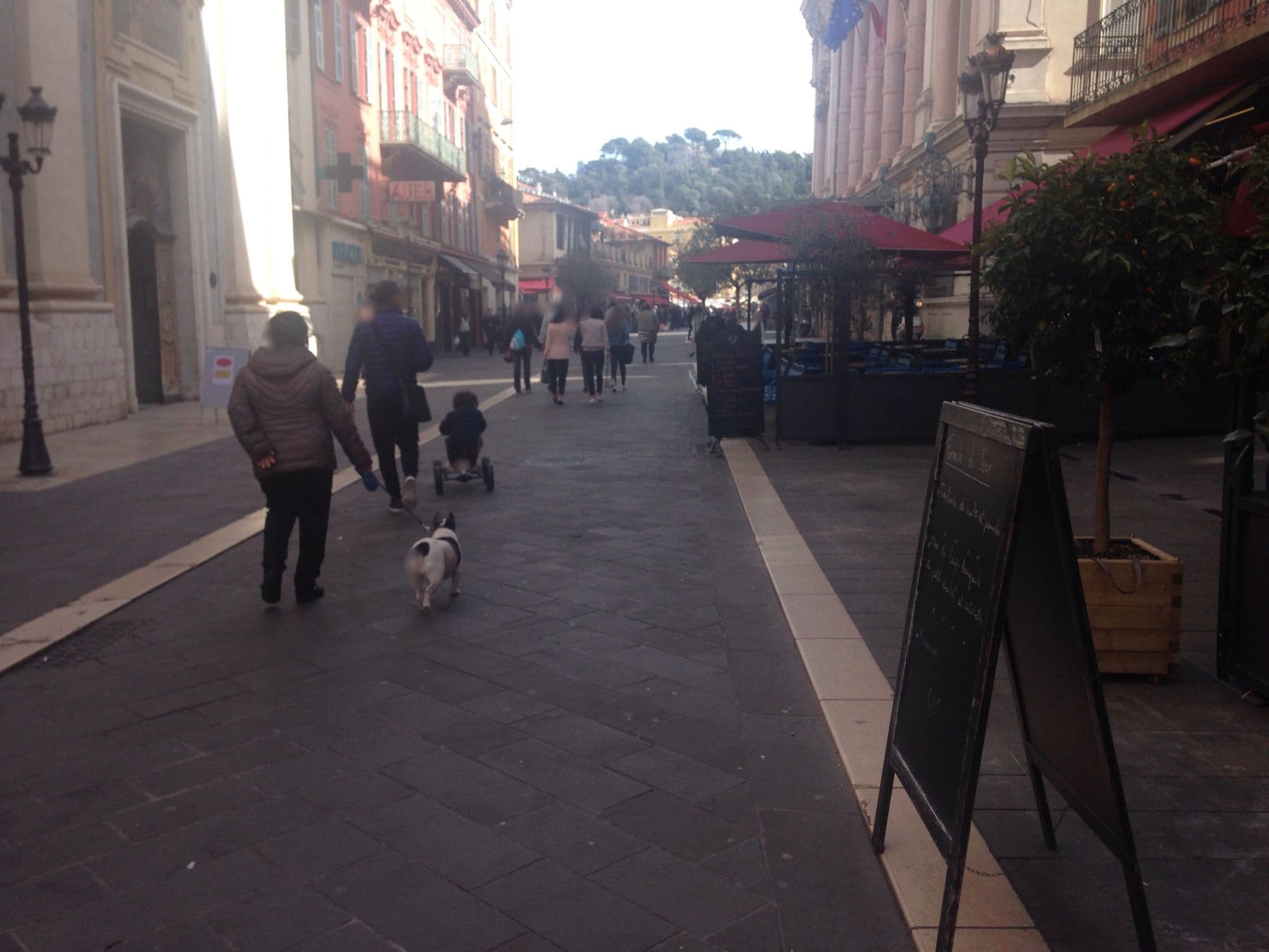 Street view near Hôtel Meublé Cresp, Vieille Ville — © mamdy12 (CC BY-SA · Mapillary)