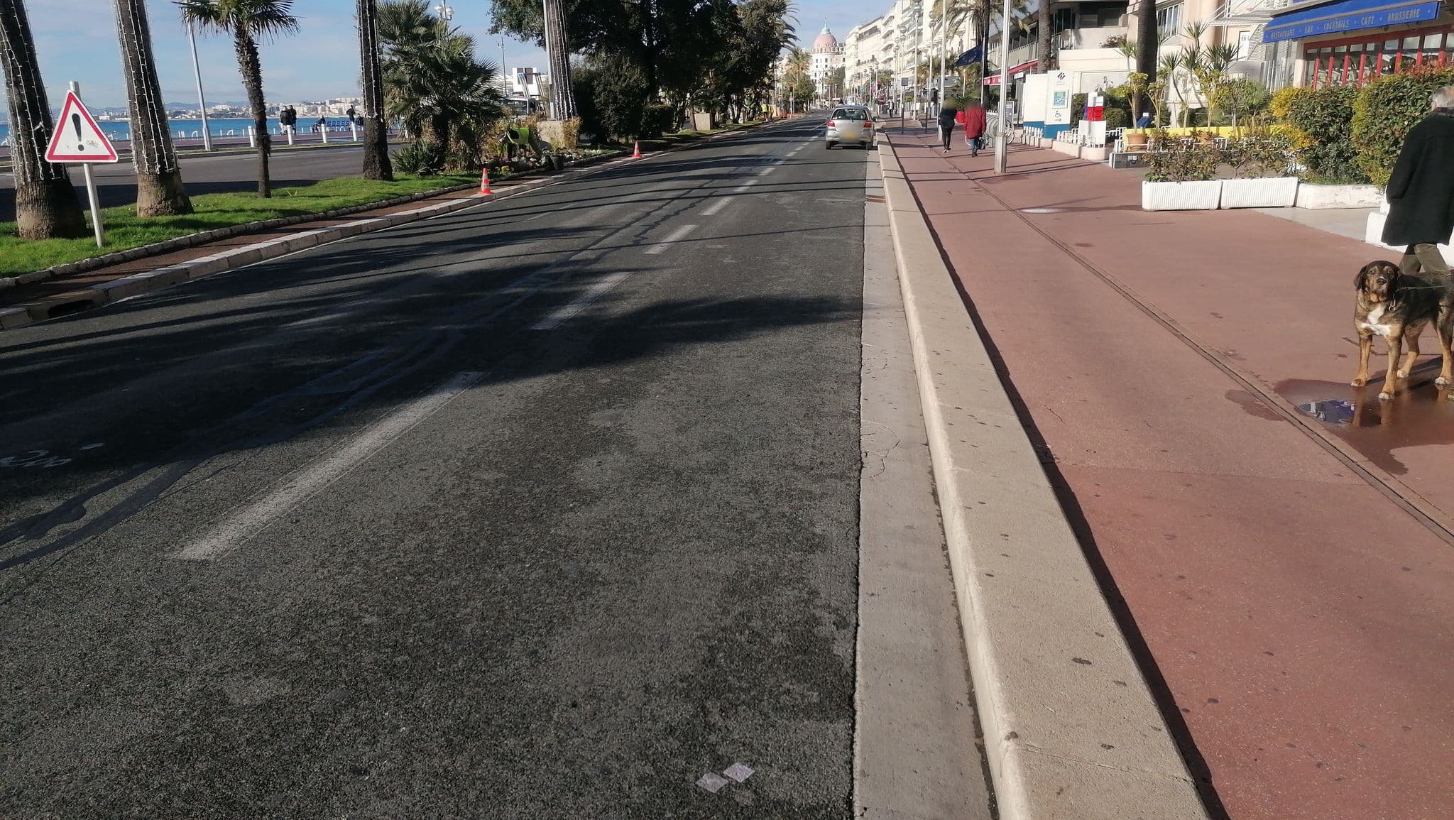 Street view near Promenade Holiday, Jean-Médecin — © bayebass513 (CC BY-SA · Mapillary)