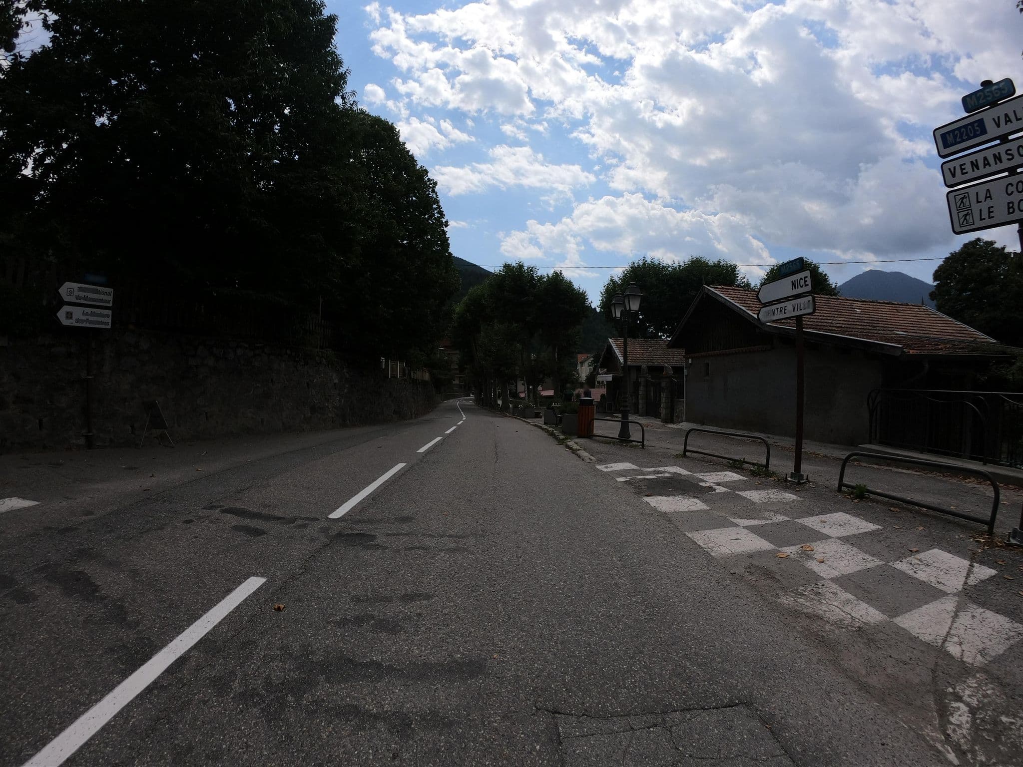 Street view near Villa le Roc, Saint-Martin-Vésubie — © joostjakob (CC BY-SA · Mapillary)