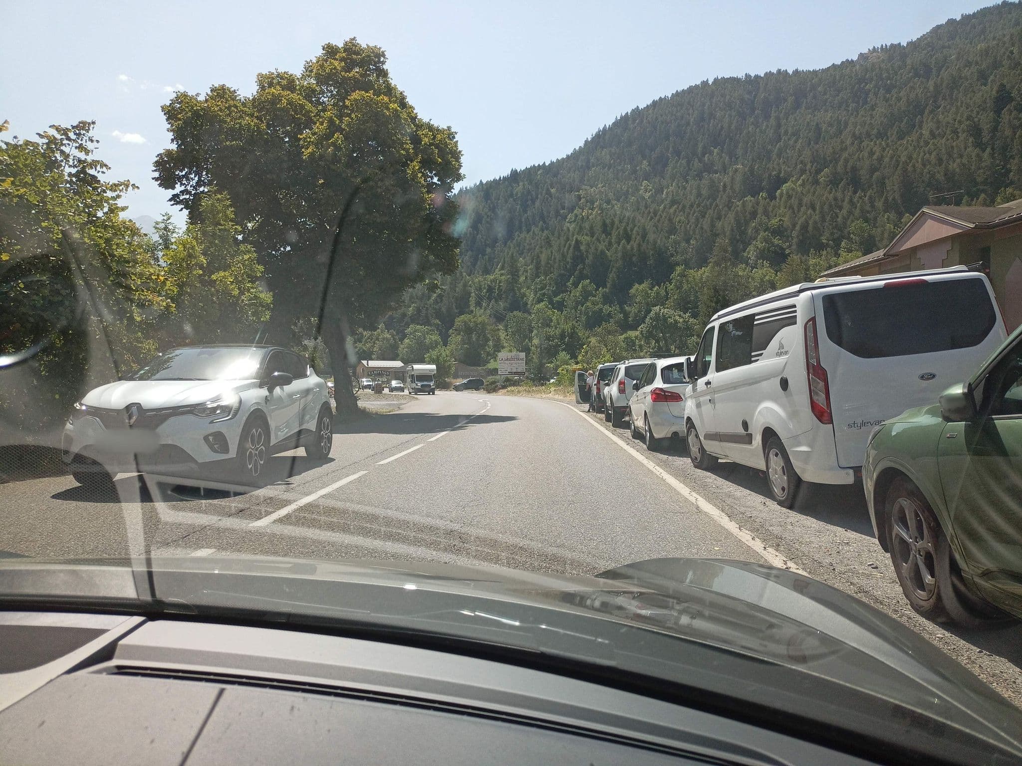 Street view near Vanonder int stapelbed., Seyne-les-Alpes — © xdTAGCLAN (CC BY-SA · Mapillary)