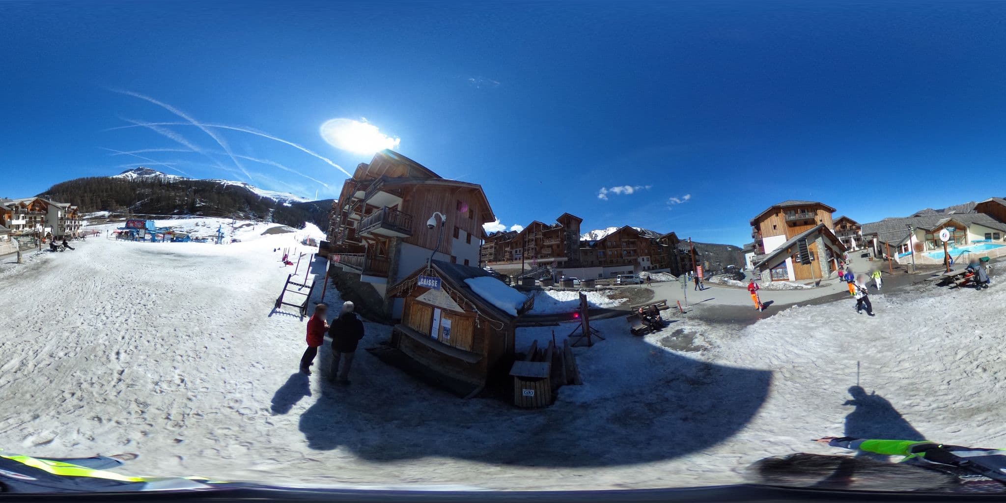 Street view near Les Balcons des Airelles, Embrun — © zimmy (CC BY-SA · Mapillary)