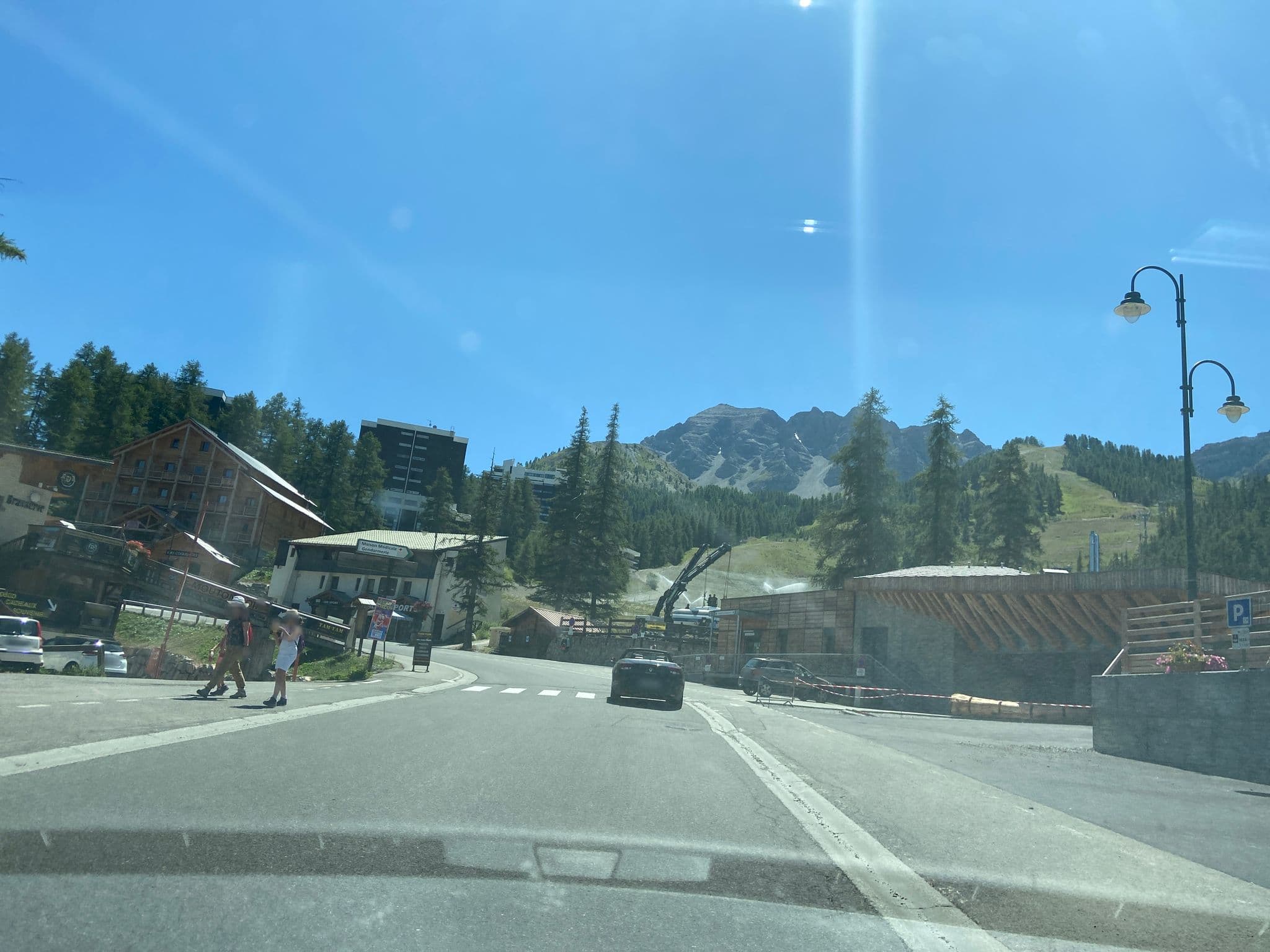 Street view near Sara, Guillestre — © clementmno (CC BY-SA · Mapillary)