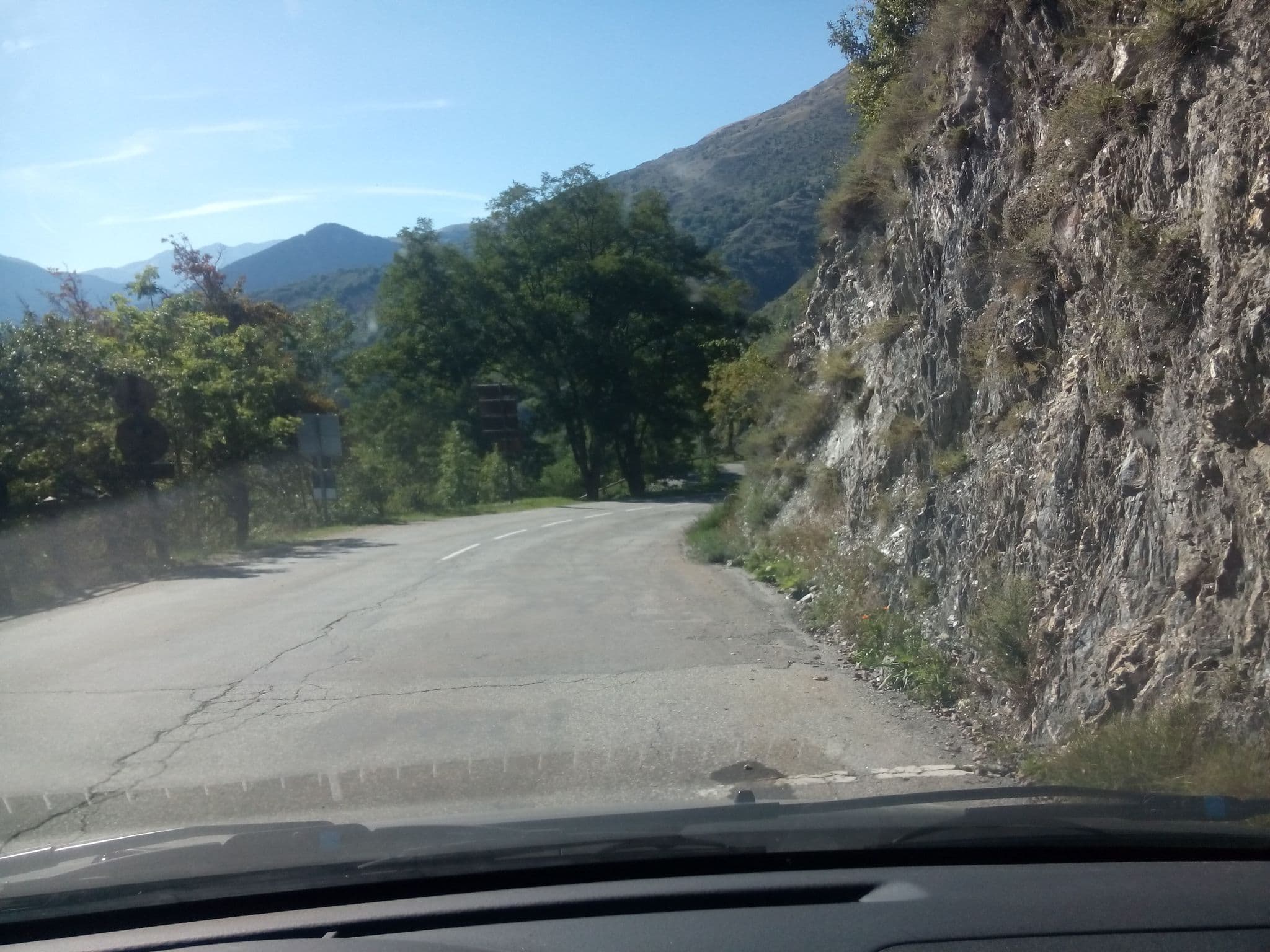 Street view near Gîte l'Emparis, Mont-de-Lans — © bmortgat (CC BY-SA · Mapillary)