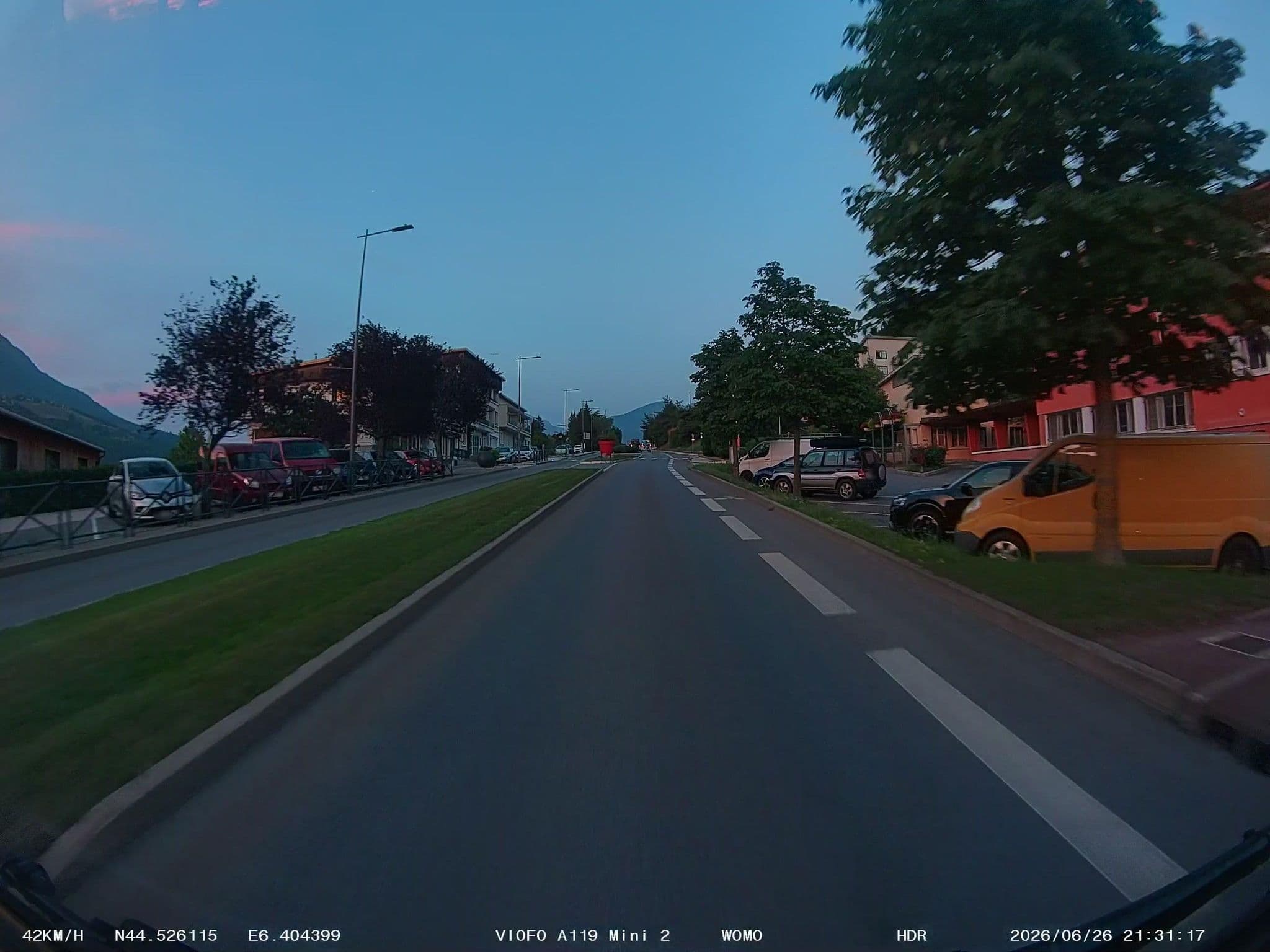 Street view near Auberge de Jeunesse, Embrun — © soulcover (CC BY-SA · Mapillary)