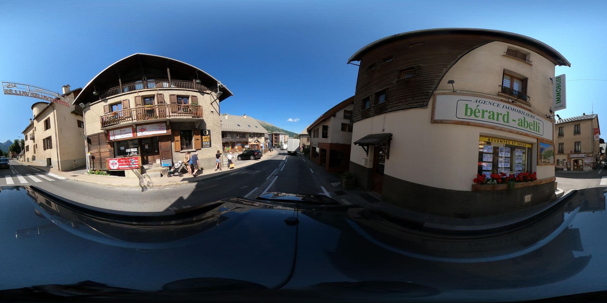 Street view near Alliey - Hotel Spa, Le Monêtier-les-Bains — © eric_s (CC BY-SA · Mapillary)