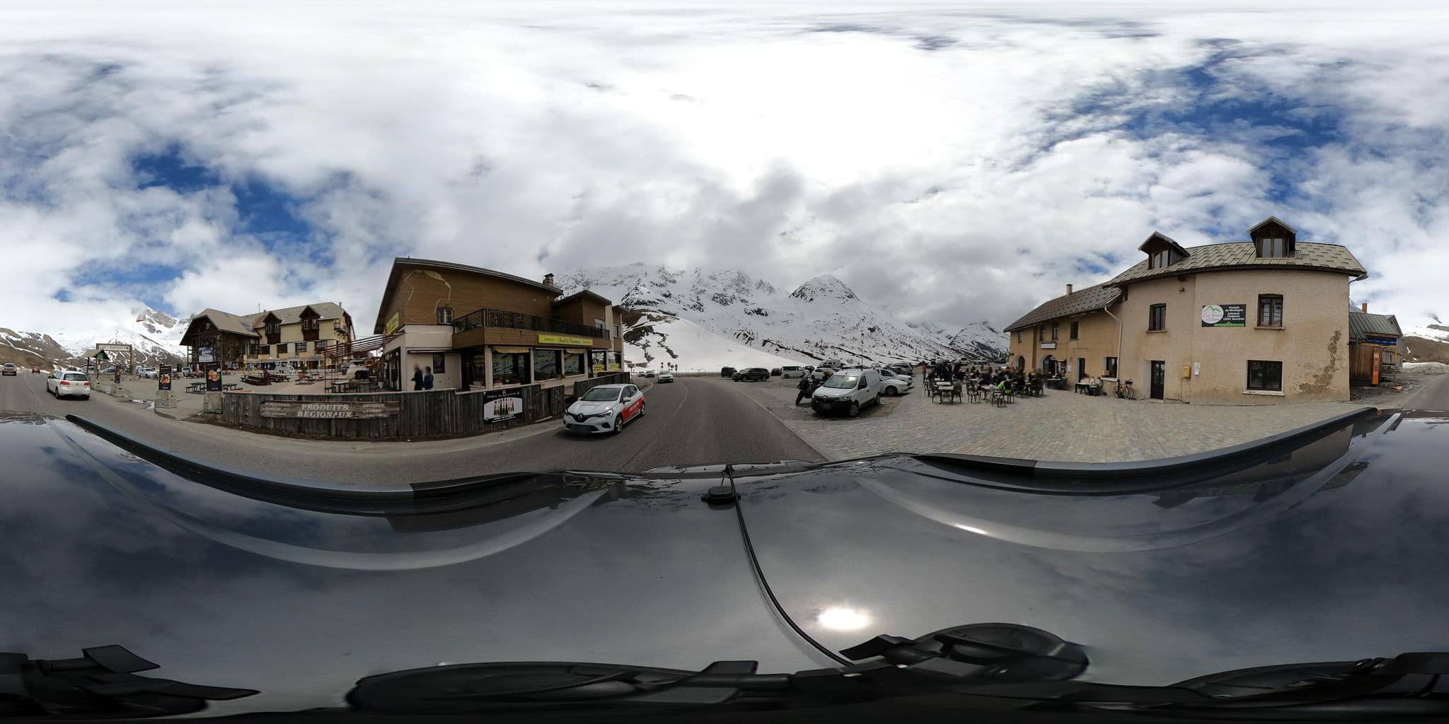 Street view near Hotel Bonnabel, Le Monêtier-les-Bains — © eric_s (CC BY-SA · Mapillary)