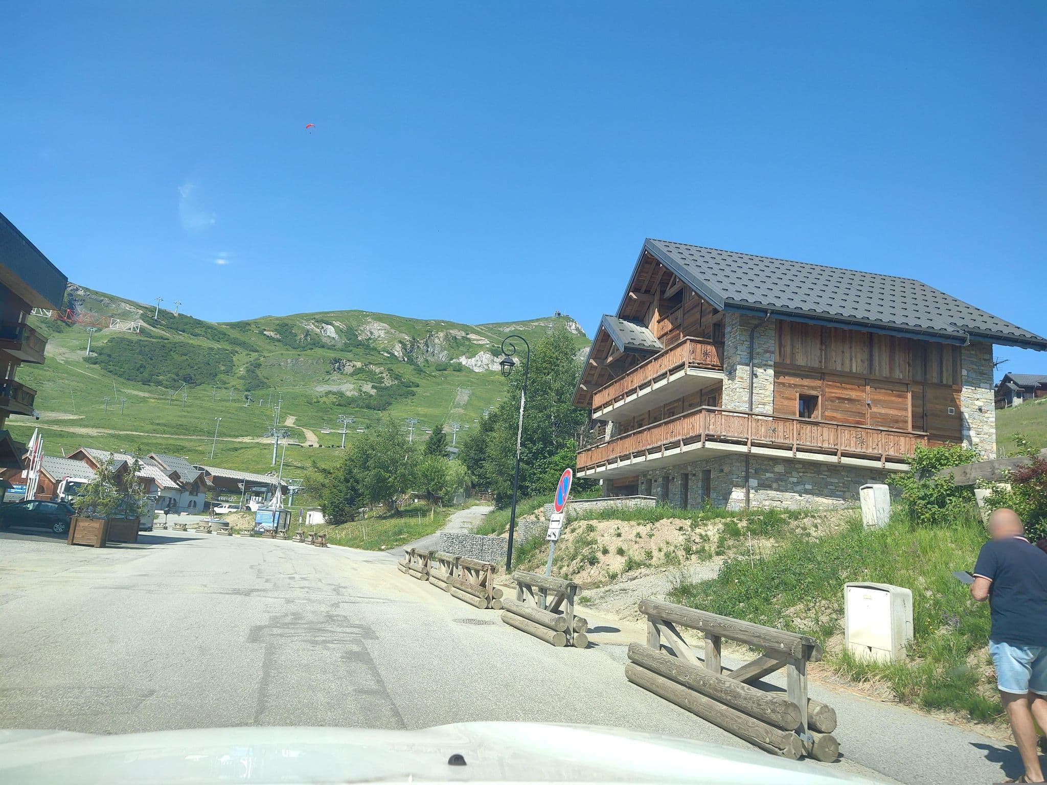 Street view near Lagrange Prestige les Hauts de Comborcière, Saint-Jean-de-Maurienne — © MatthieuF4FNE (CC BY-SA · Mapillary)