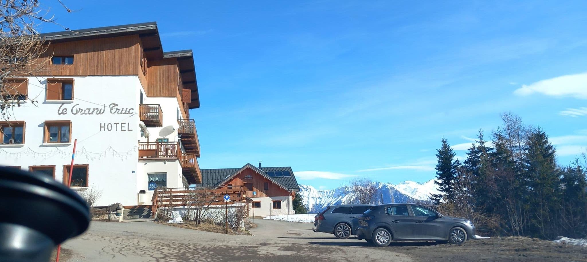 Street view near Le Grand Truc, Saint-Jean-de-Maurienne — © MatthieuF4FNE (CC BY-SA · Mapillary)