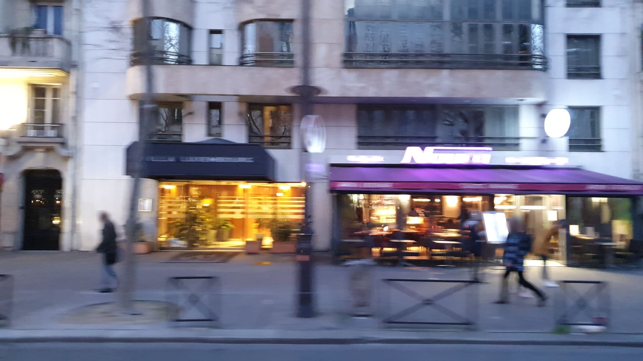 Street view near Villa Luxembourg, Paris 06 Luxembourg — © b166er (CC BY-SA · Mapillary)