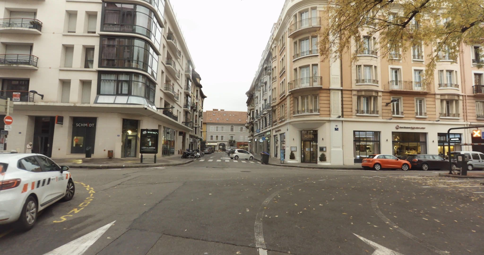 Street view near Best Western Carlton, Annecy — © sogefi (CC BY-SA · Mapillary)