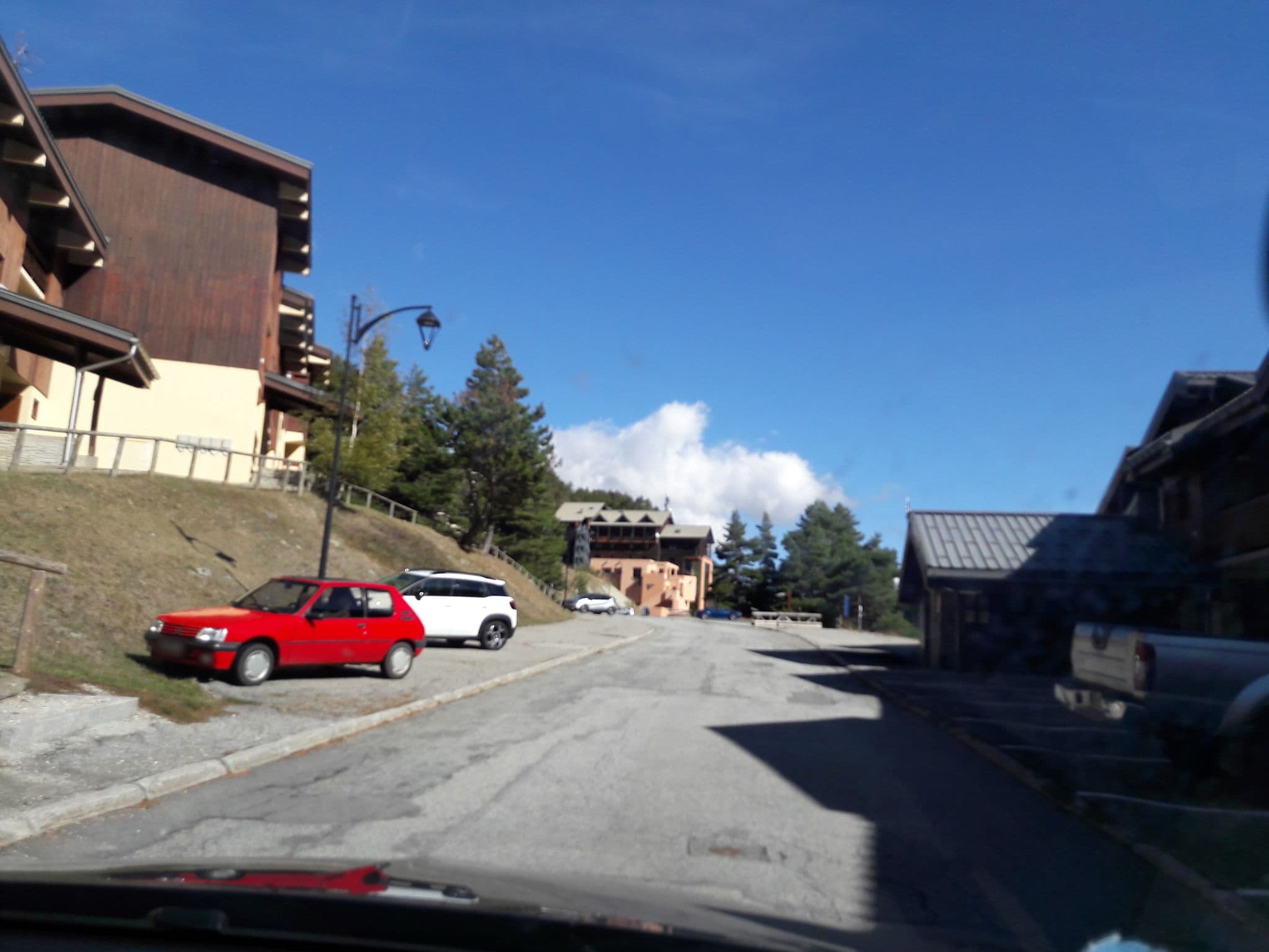 Street view near Résidence Goélia les Balcons d'Anaïs, Modane — © alexmodesto73 (CC BY-SA · Mapillary)