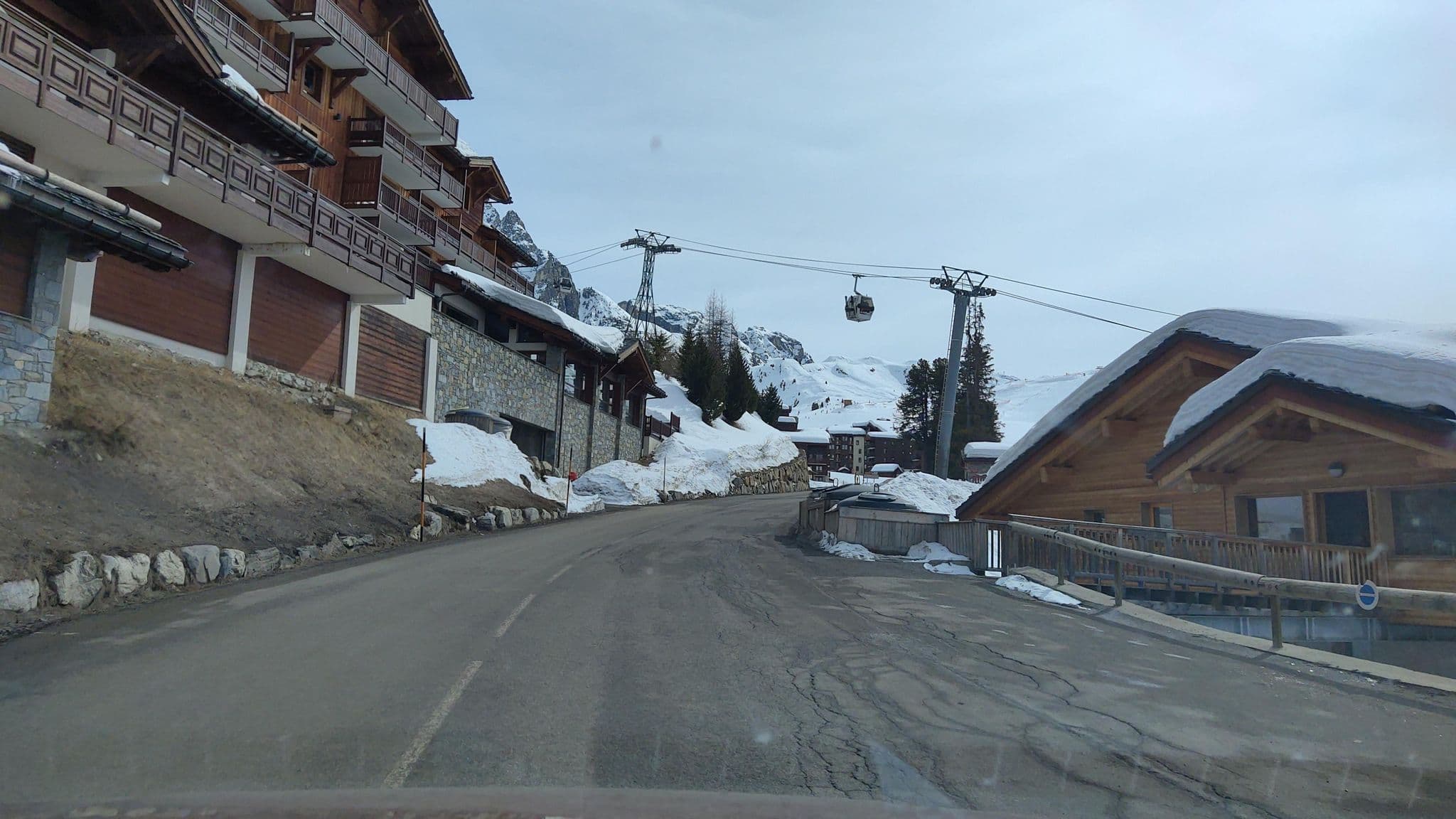 Street view near Hotel Carlina B-P 5*, Belle-Plagne — © MatthieuF4FNE (CC BY-SA · Mapillary)