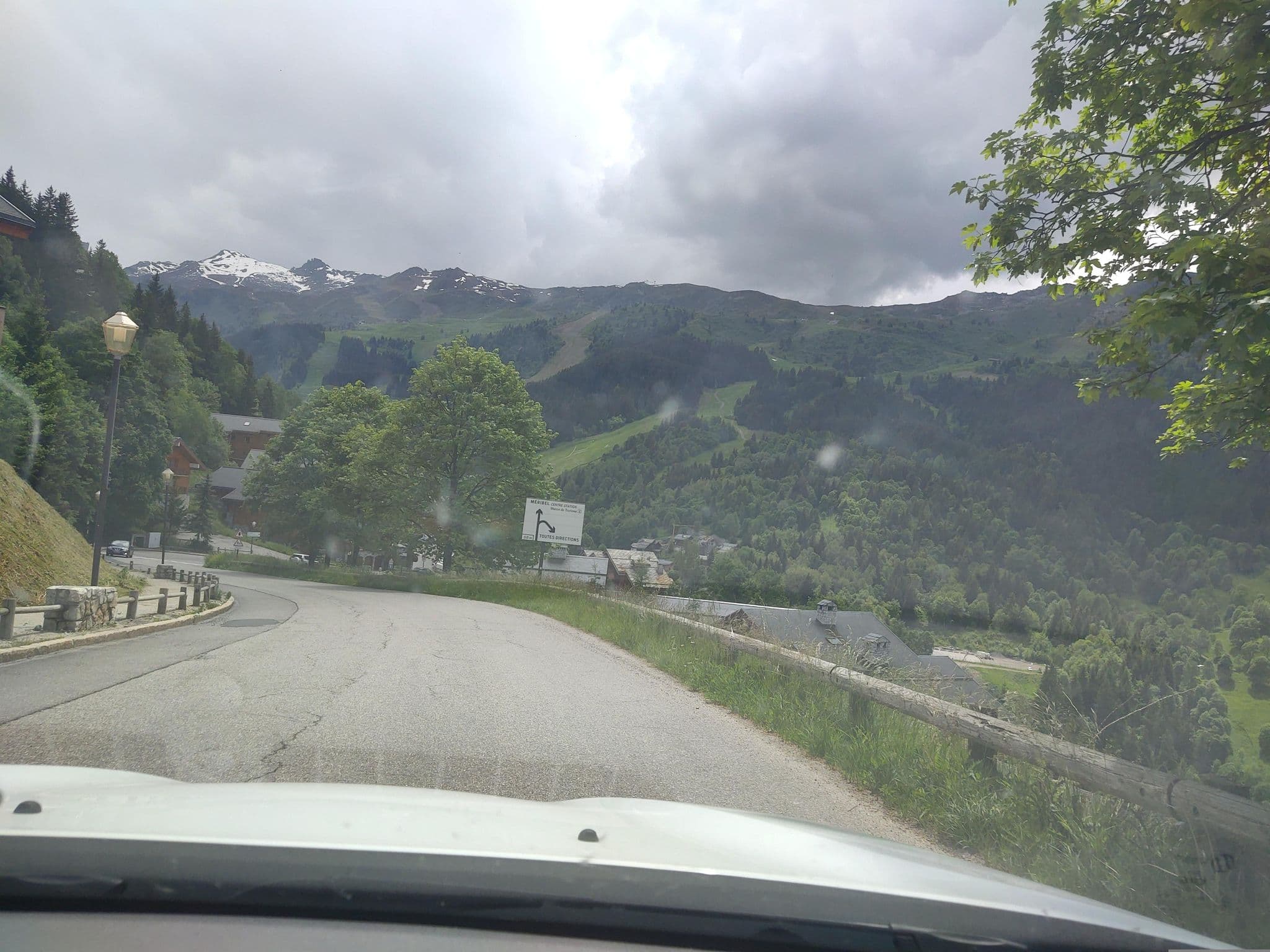 Street view near Chalet Silvana, Méribel — © MatthieuF4FNE (CC BY-SA · Mapillary)