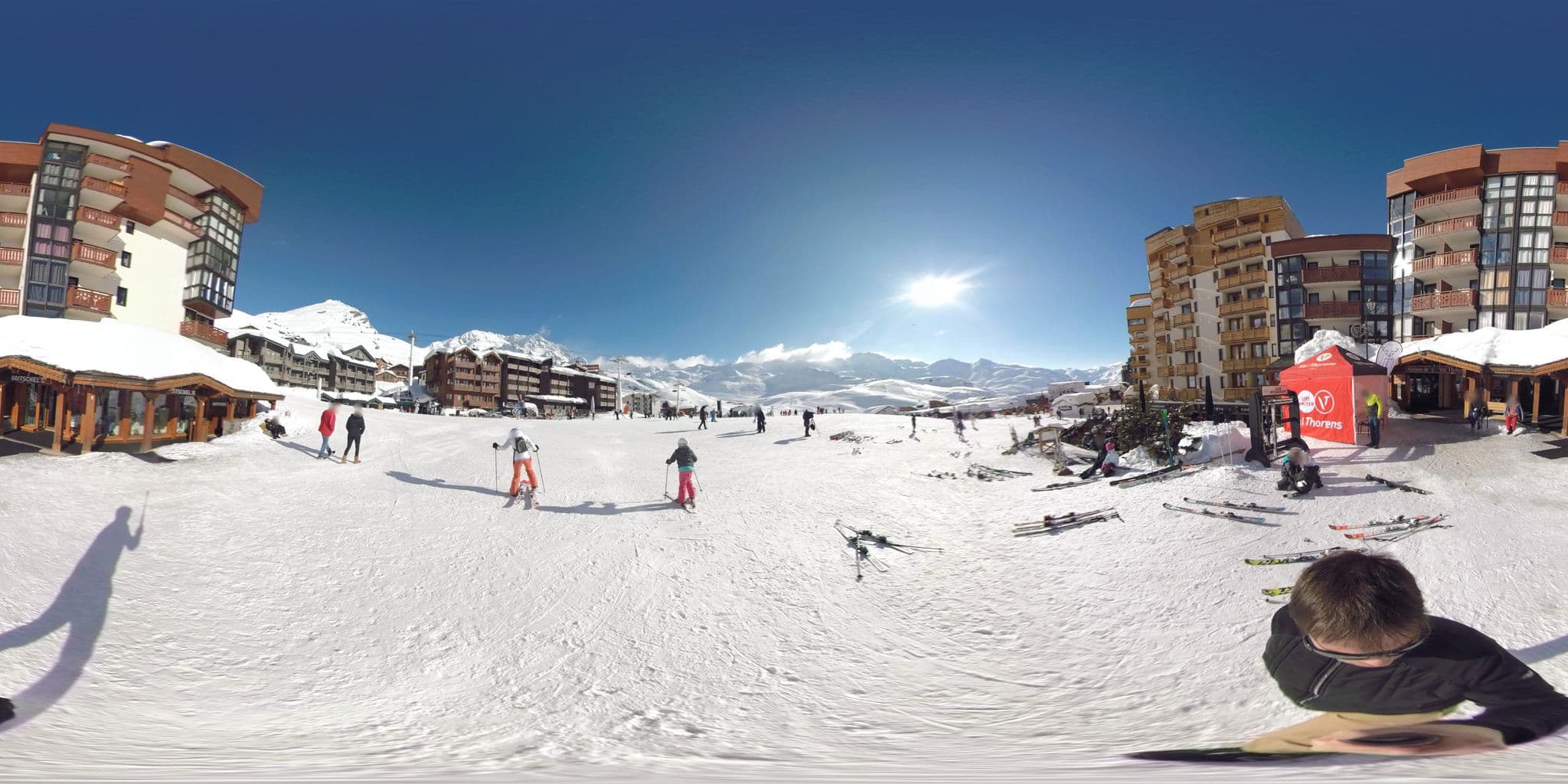 Street view near Eskival Appartements Val Thorens Immobilier, Val Thorens — © valthorens (CC BY-SA · Mapillary)