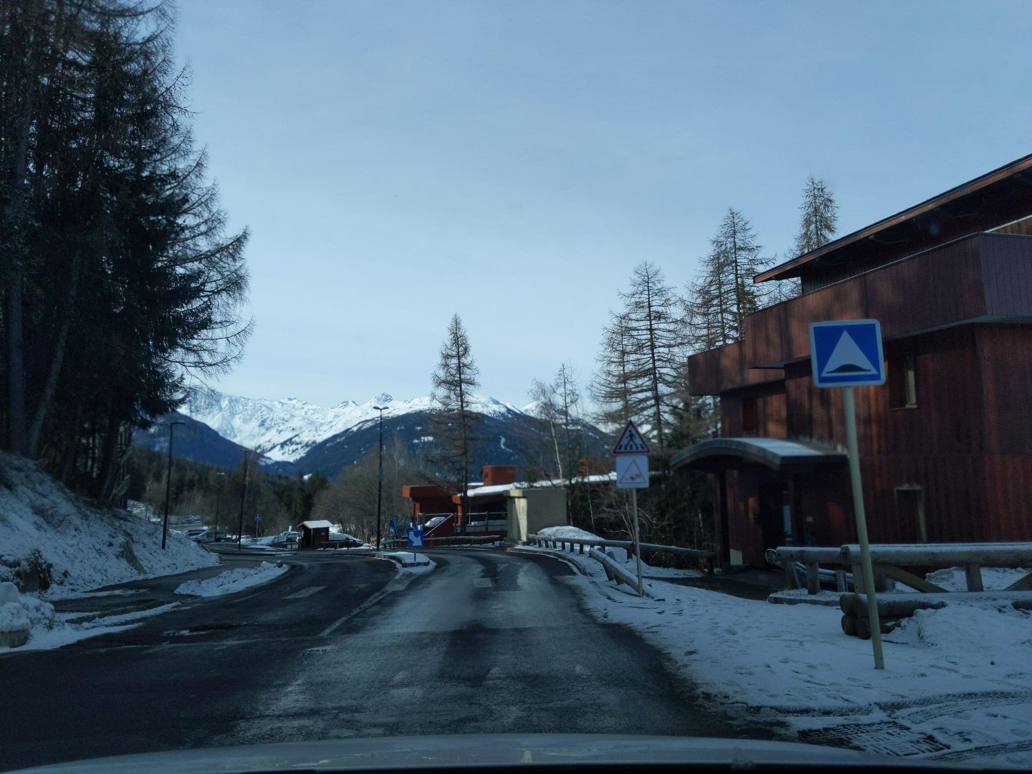 Street view near Résidence Odalys Appart'hôtel Eden, Bourg-Saint-Maurice — © alexmodesto73 (CC BY-SA · Mapillary)
