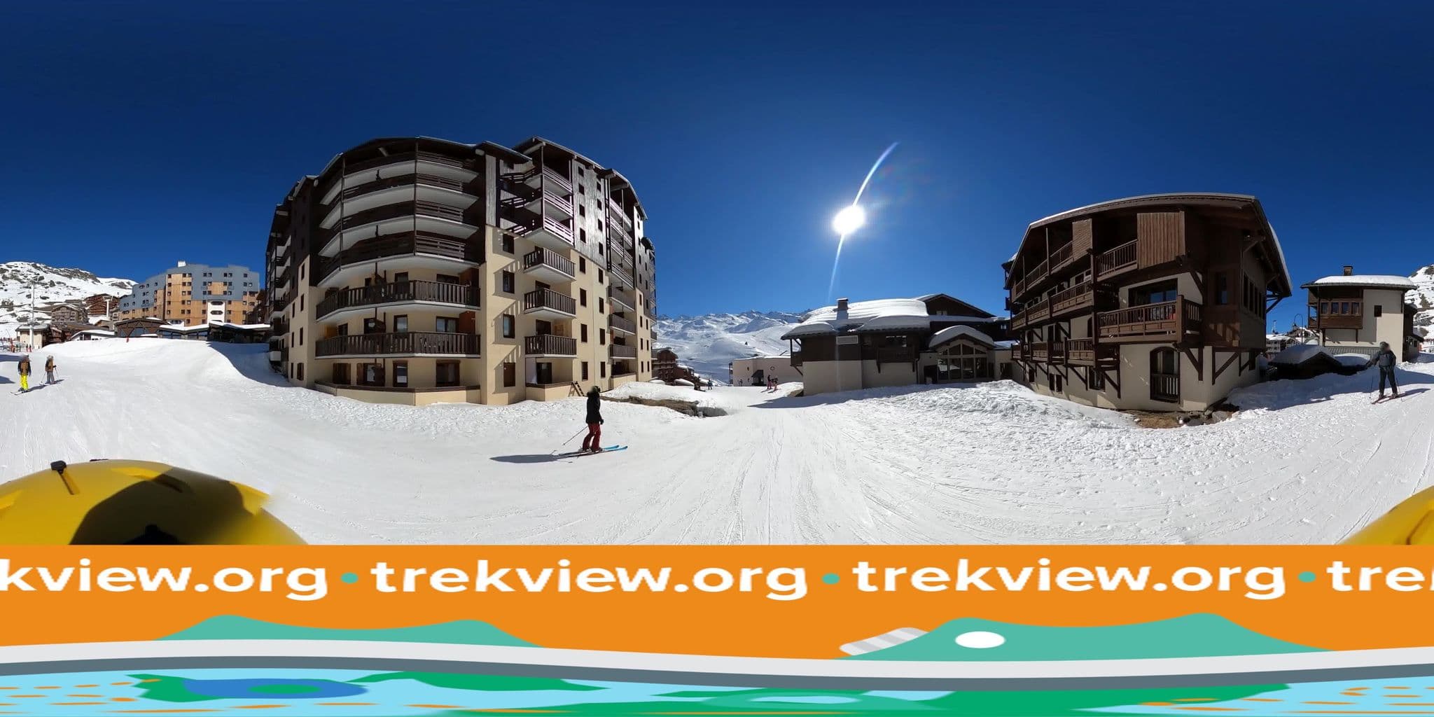 Street view near Oxalys, Val Thorens — © trekviewed (CC BY-SA · Mapillary)