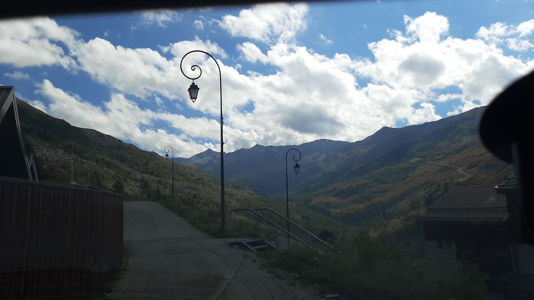 Street view near Résidence Pierre & Vacances Le Thabor, Valloire — © alexmodesto73 (CC BY-SA · Mapillary)