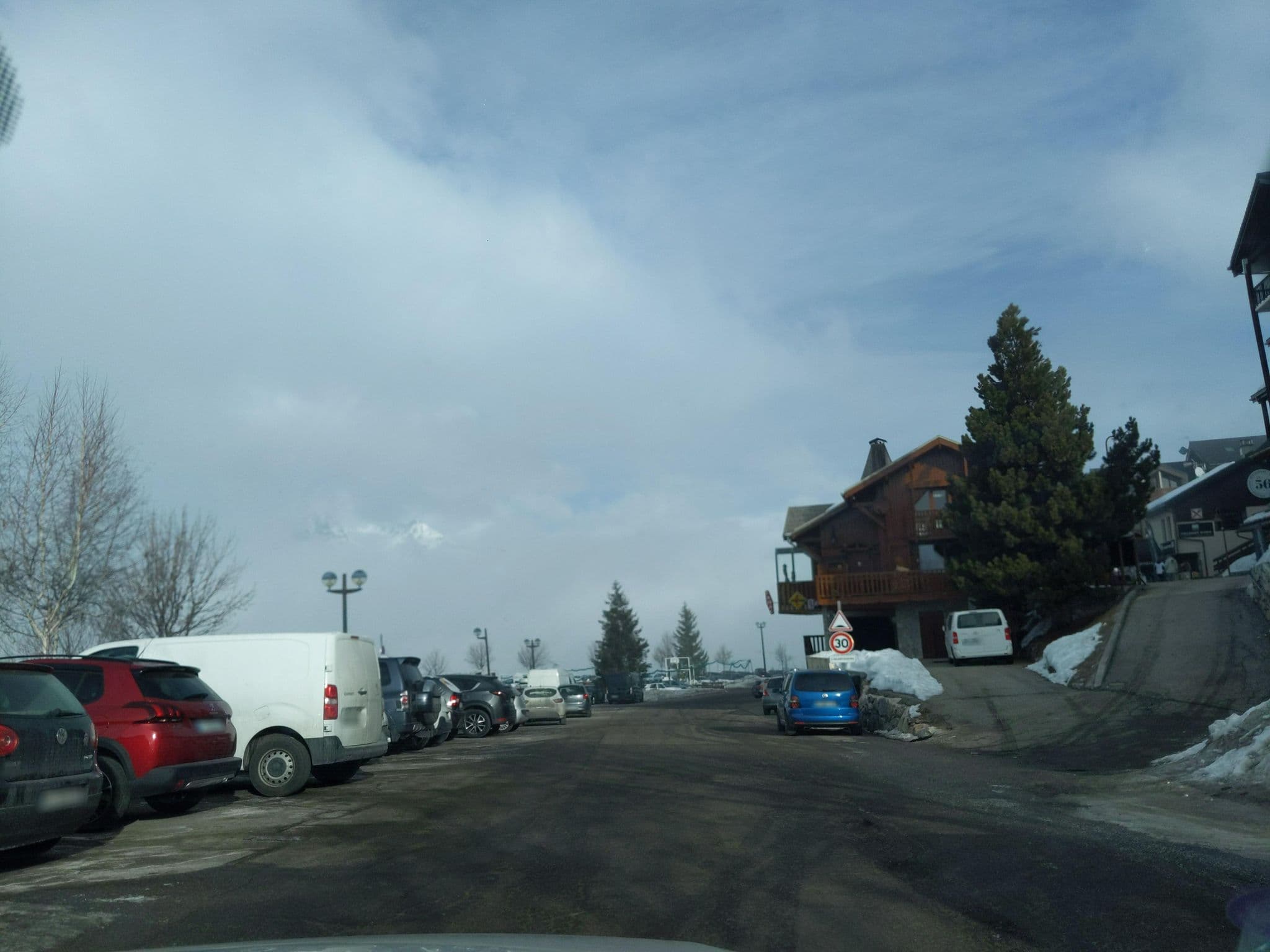 Street view near 30 Praz Ski-in Ski-out Vallandry, Bourg-Saint-Maurice — © alexmodesto73 (CC BY-SA · Mapillary)