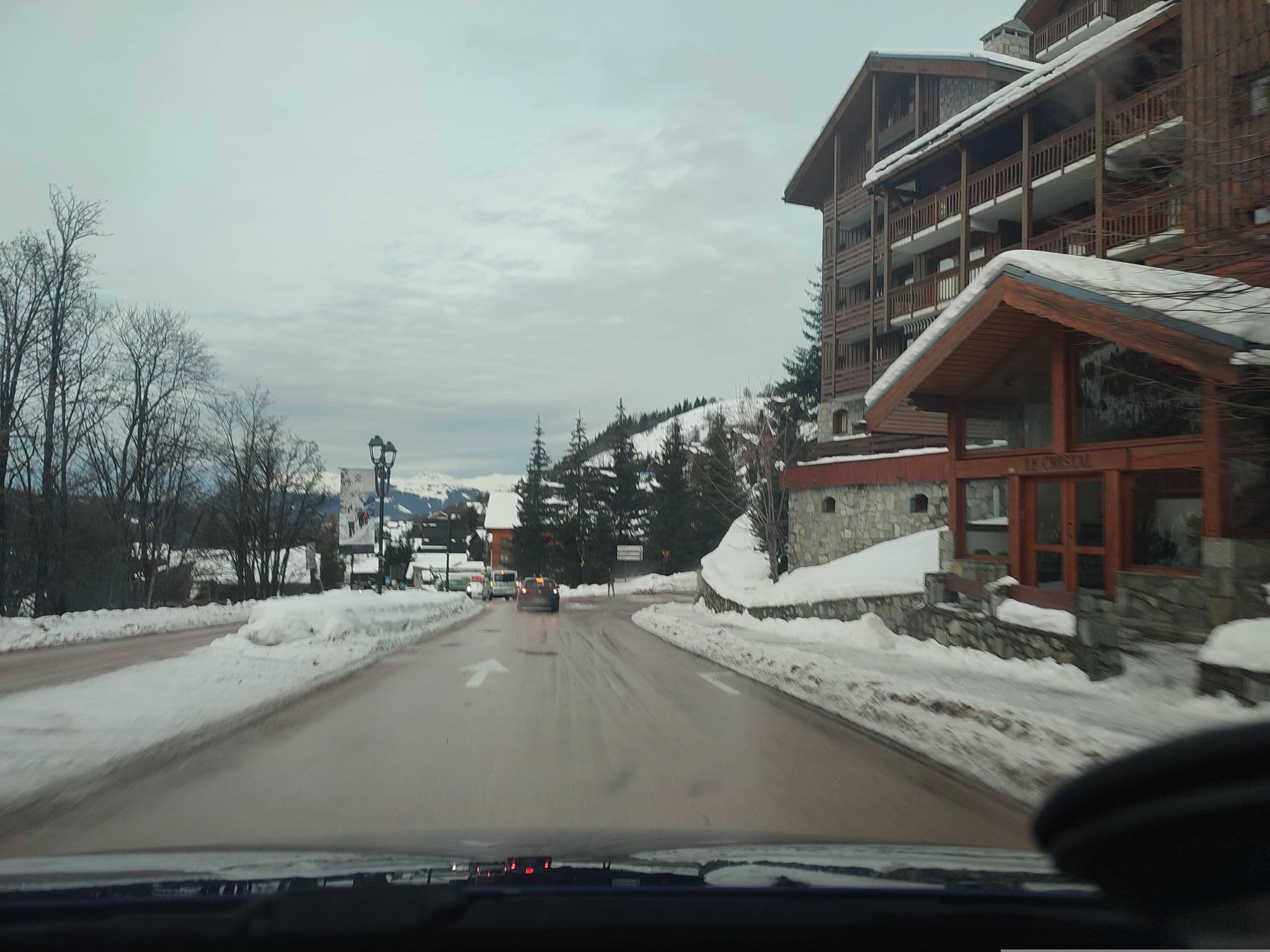 Street view near Appartement Cristal, Méribel — © VincentCoq (CC BY-SA · Mapillary)