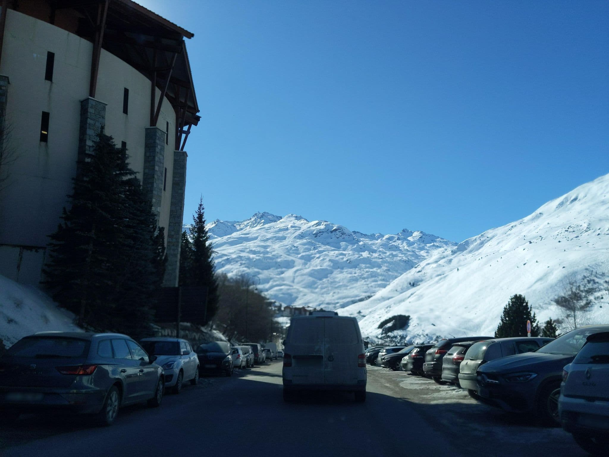 Street view near Belambra Clubs, Val Thorens — © alexmodesto73 (CC BY-SA · Mapillary)