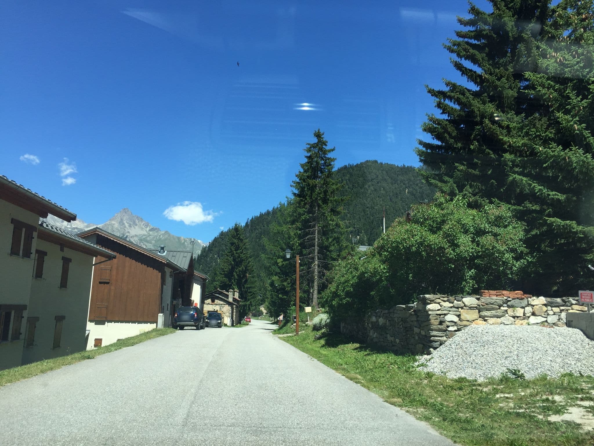 Street view near Residence le Cheval Blanc, Modane — © pgiraud (CC BY-SA · Mapillary)