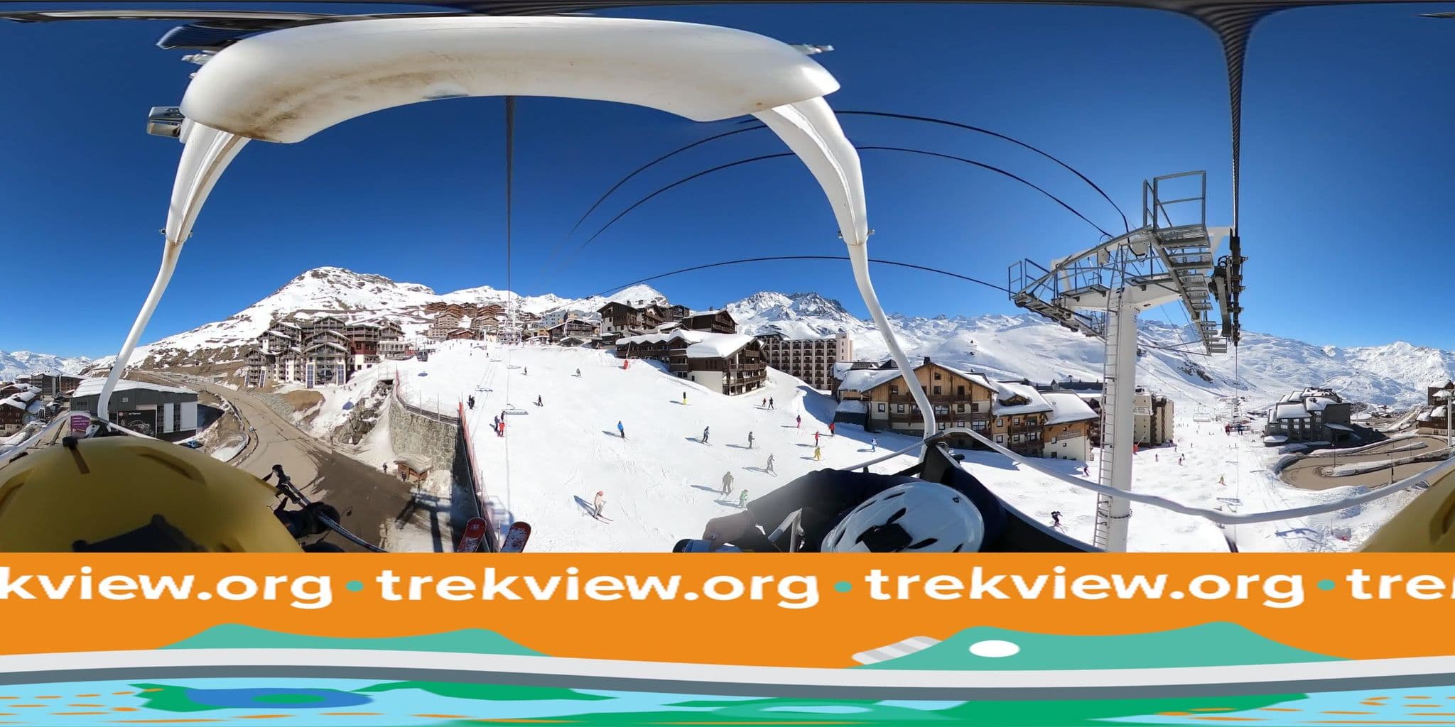 Street view near Les Chalets du Thorens, Val Thorens — © trekviewed (CC BY-SA · Mapillary)