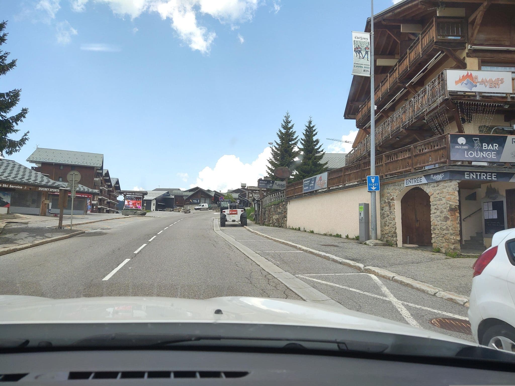Street view near Cuvex Combaz Félix, Beaufort — © MatthieuF4FNE (CC BY-SA · Mapillary)