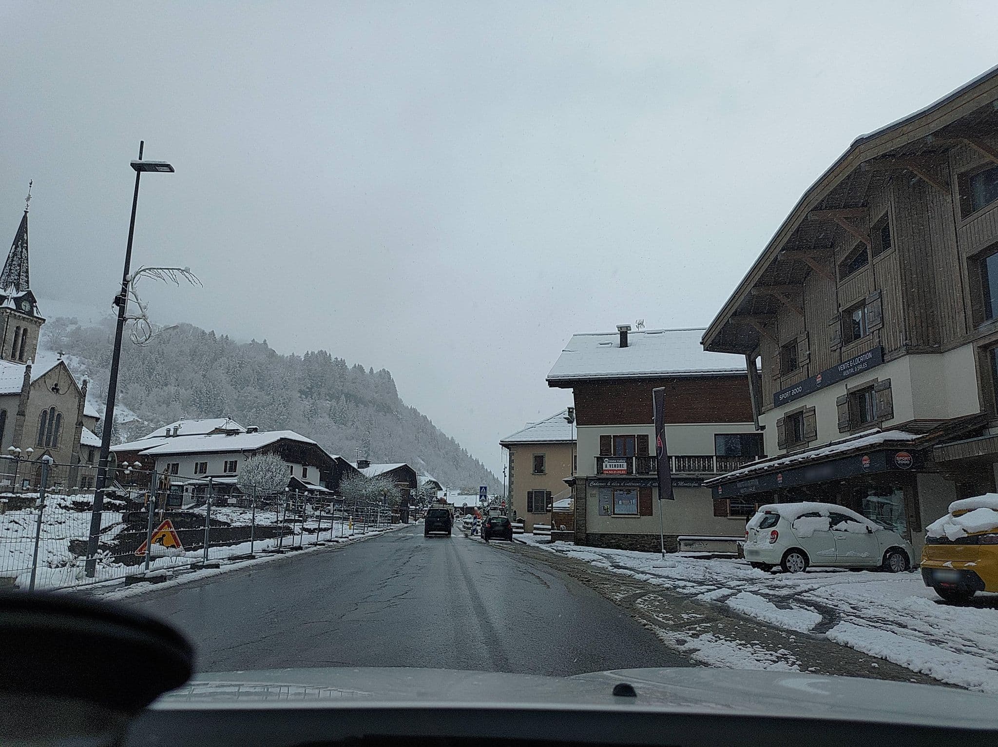 Street view near Les Quatre As, Praz-sur-Arly — © MatthieuF4FNE (CC BY-SA · Mapillary)
