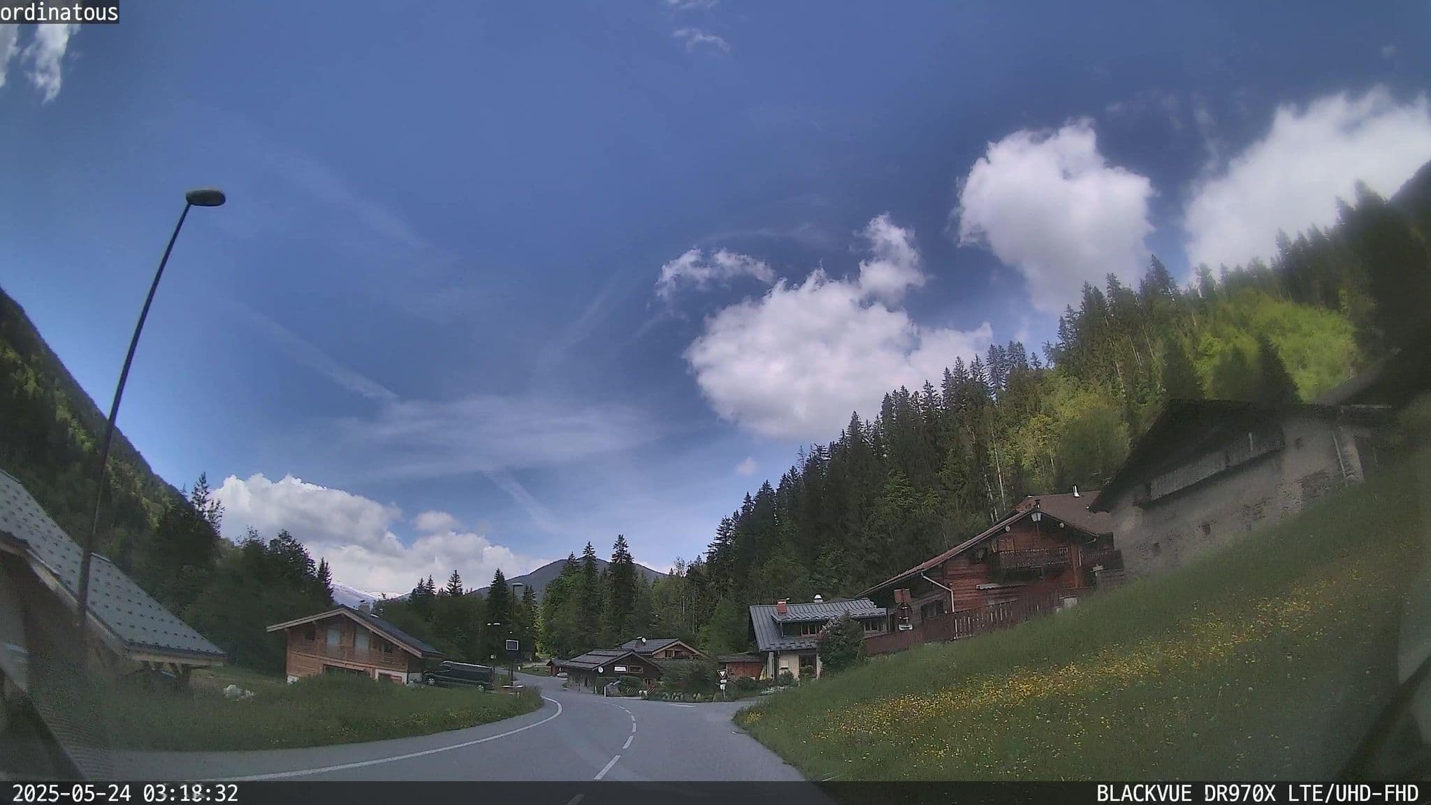 Street view near Hôtel Mont Joly, Les Contamines-Montjoie — © ordinatous (CC BY-SA · Mapillary)