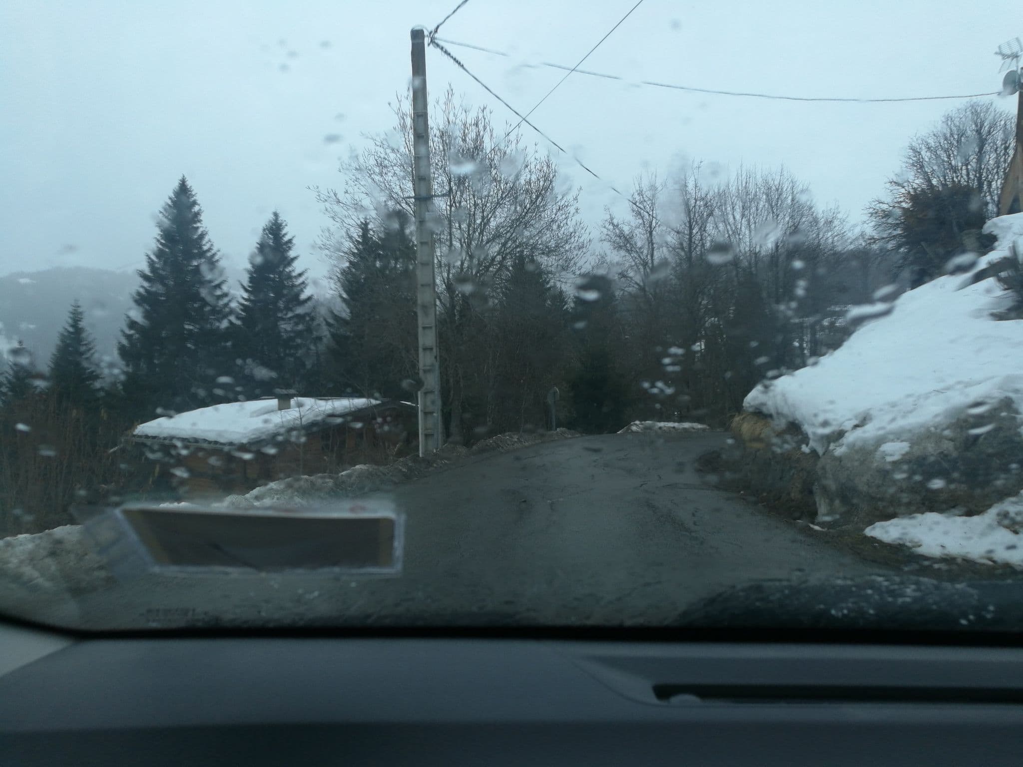 Street view near Chalet Rémy, Saint-Gervais-les-Bains — © u4y0u (CC BY-SA · Mapillary)