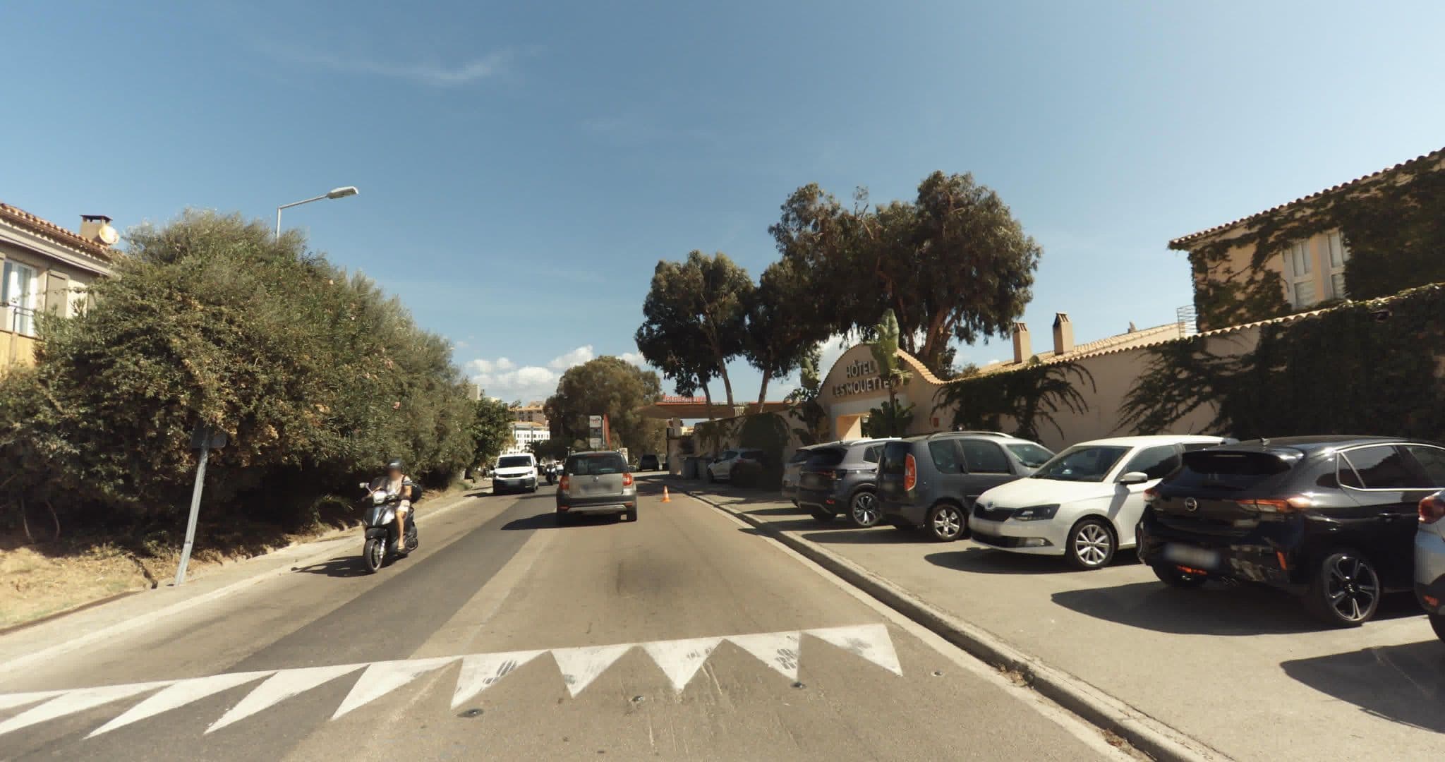 Street view near Les Mouettes, Ajaccio — © sogefi (CC BY-SA · Mapillary)