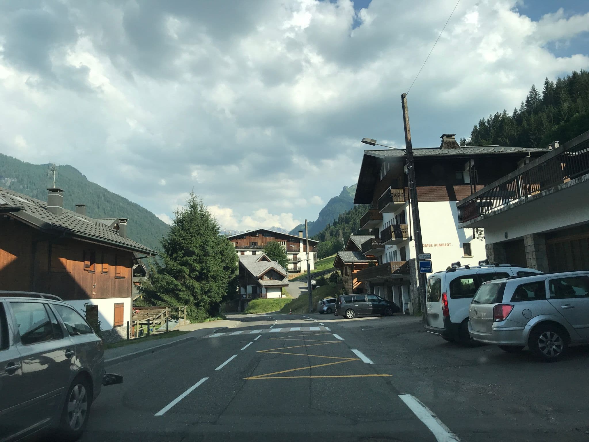 Street view near HGT, Morzine — © pgiraud (CC BY-SA · Mapillary)