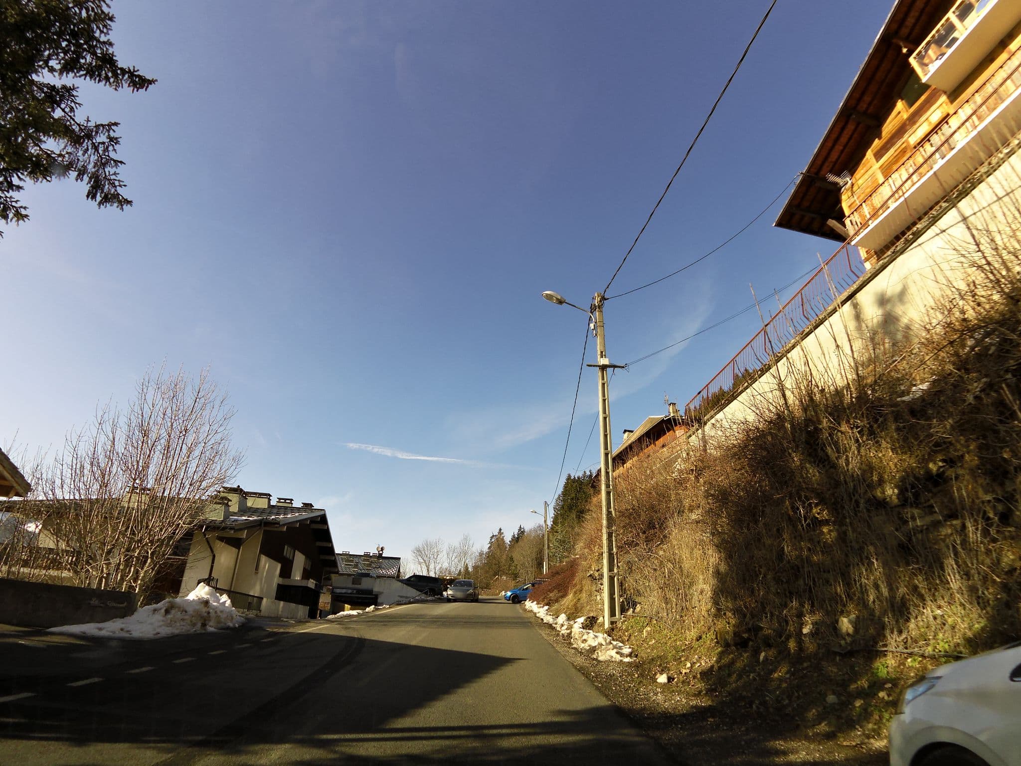 Street view near chalet les 4 vents, Morzine — © legrandblond (CC BY-SA · Mapillary)