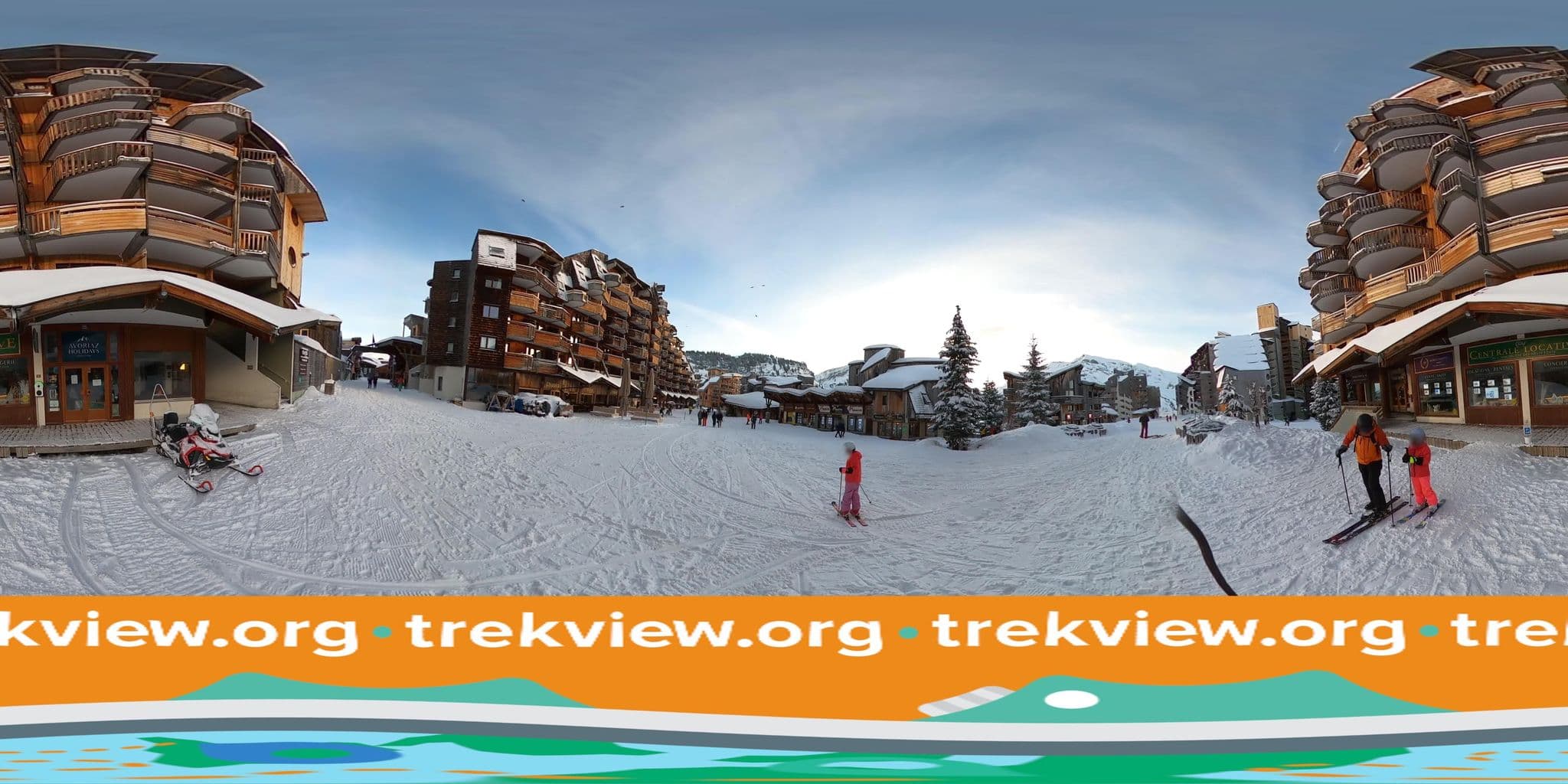 Street view near Pierre & Vacances Douchka, Morzine — © trekviewed (CC BY-SA · Mapillary)