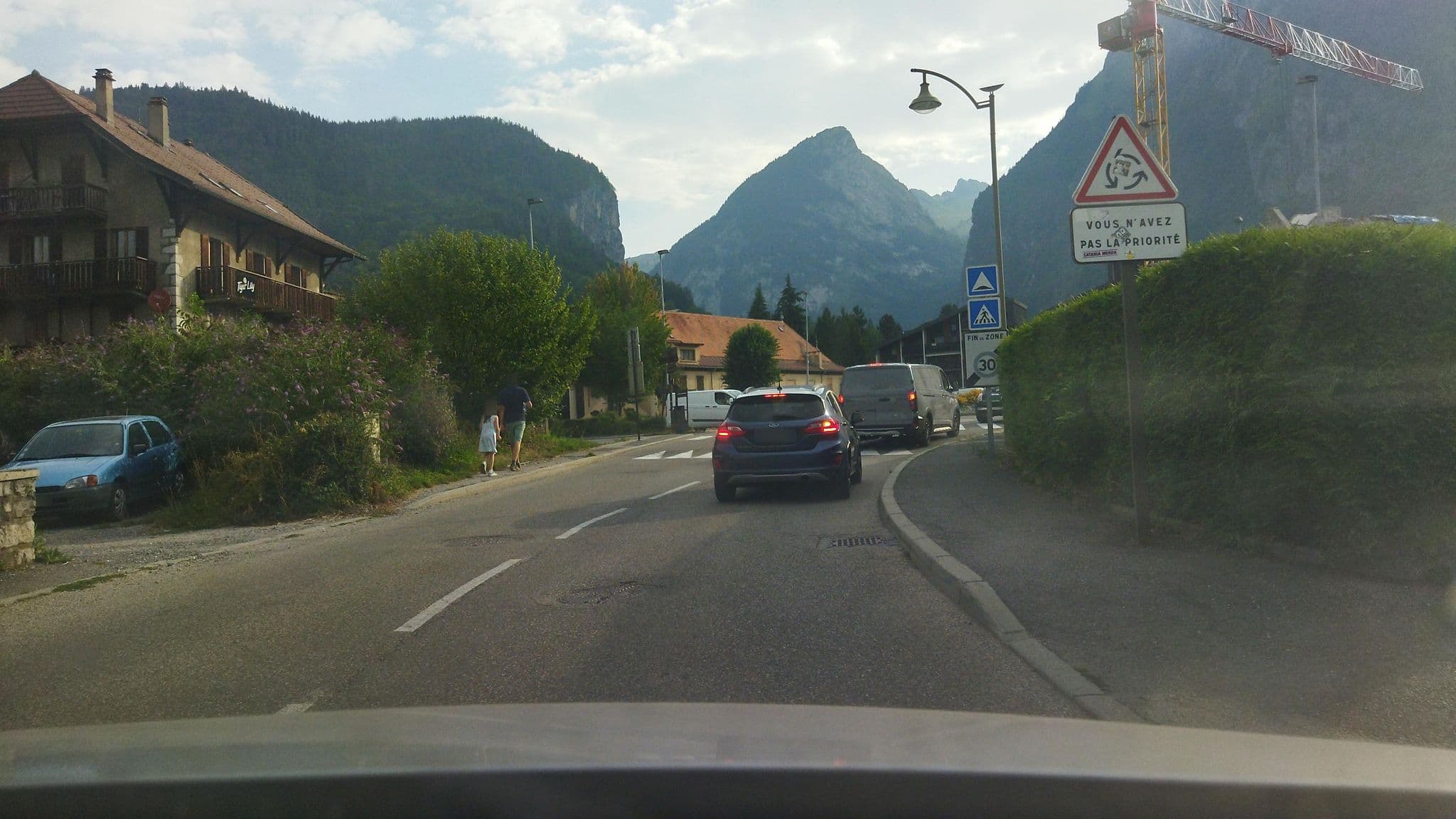 Street view near Residence CGH la Reine des Pres, Samoëns — © QLFM (CC BY-SA · Mapillary)