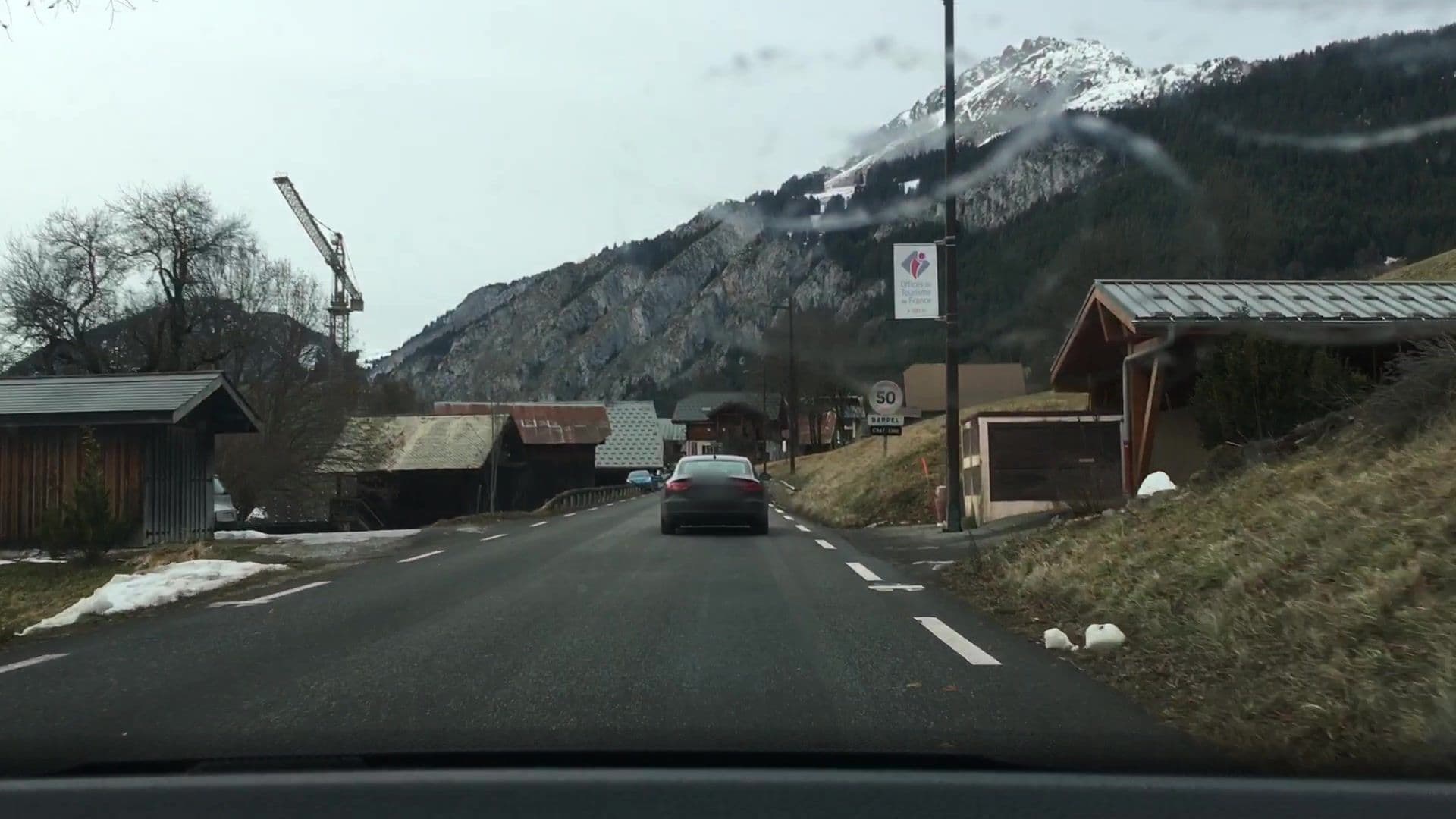 Street view near Les Genepis, Châtel — © lvl5 (CC BY-SA · Mapillary)