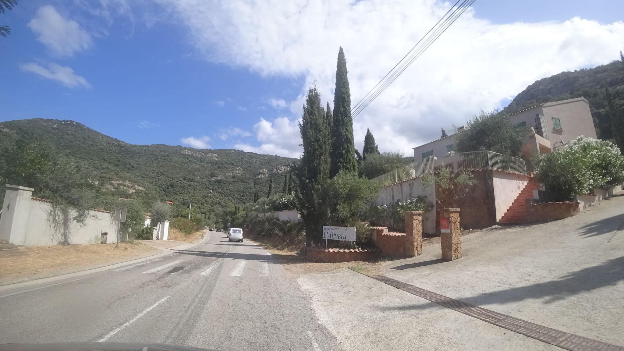 Street view near Résidence l'Alivetu, Cargèse — © yod4z (CC BY-SA · Mapillary)
