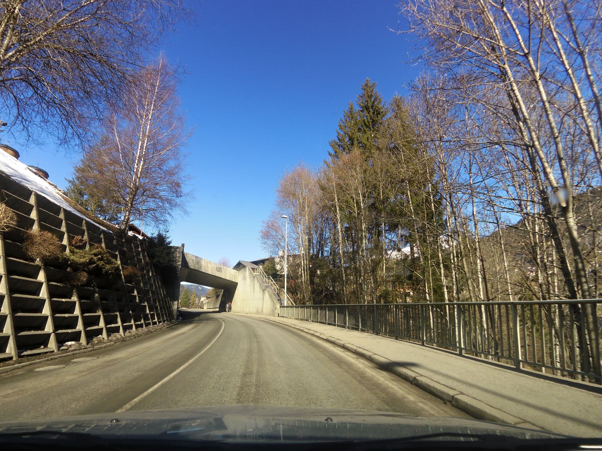 Street view near La Petit Maison, Morzine — © legrandblond (CC BY-SA · Mapillary)
