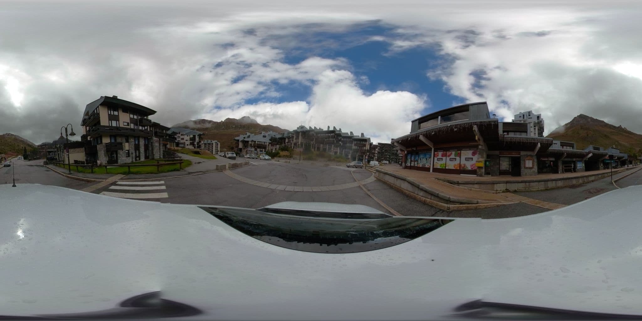 Street view near Odalys Residence le Lavachet, Tignes — © serfim_cit_y (CC BY-SA · Mapillary)