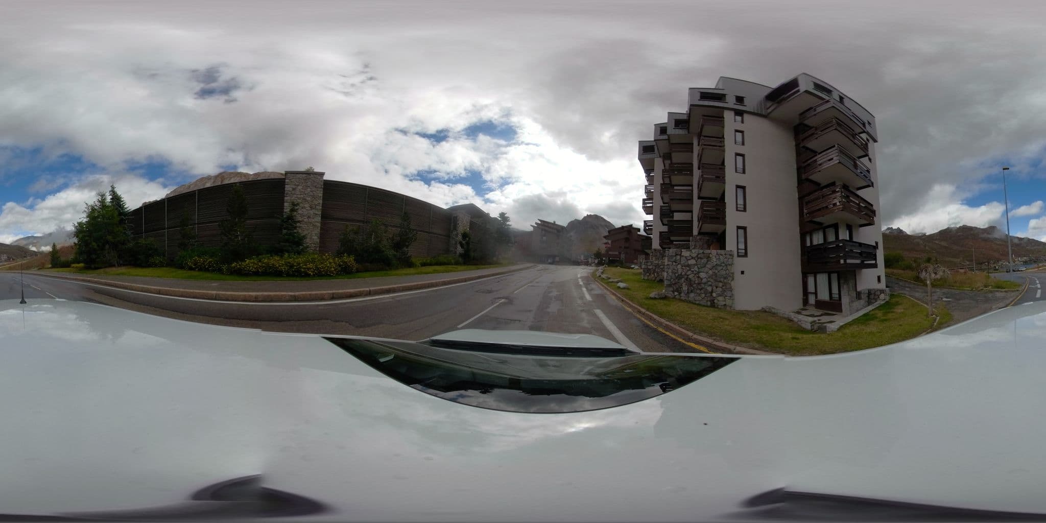 Street view near Duplex à la Moutière, Tignes — © serfim_cit_y (CC BY-SA · Mapillary)