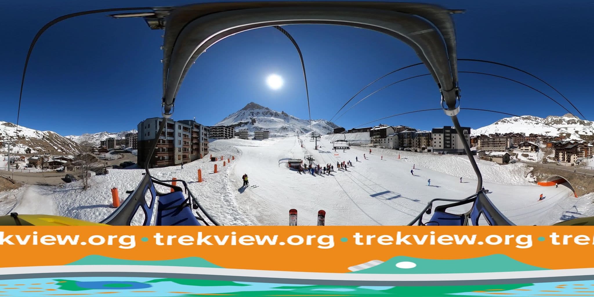 Street view near 15 Les Rives, Tignes — © trekviewed (CC BY-SA · Mapillary)