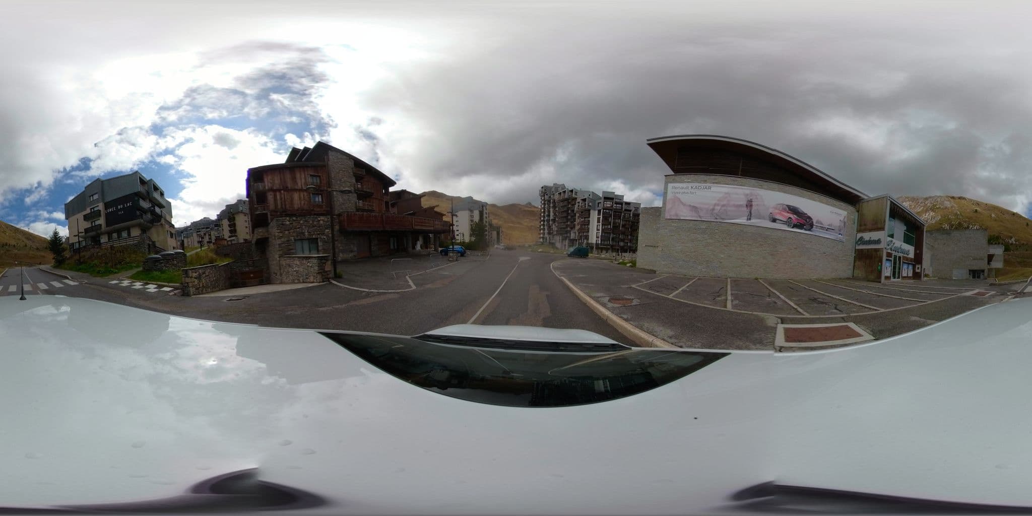 Street view near L'Orée Du Lac, Tignes — © serfim_cit_y (CC BY-SA · Mapillary)