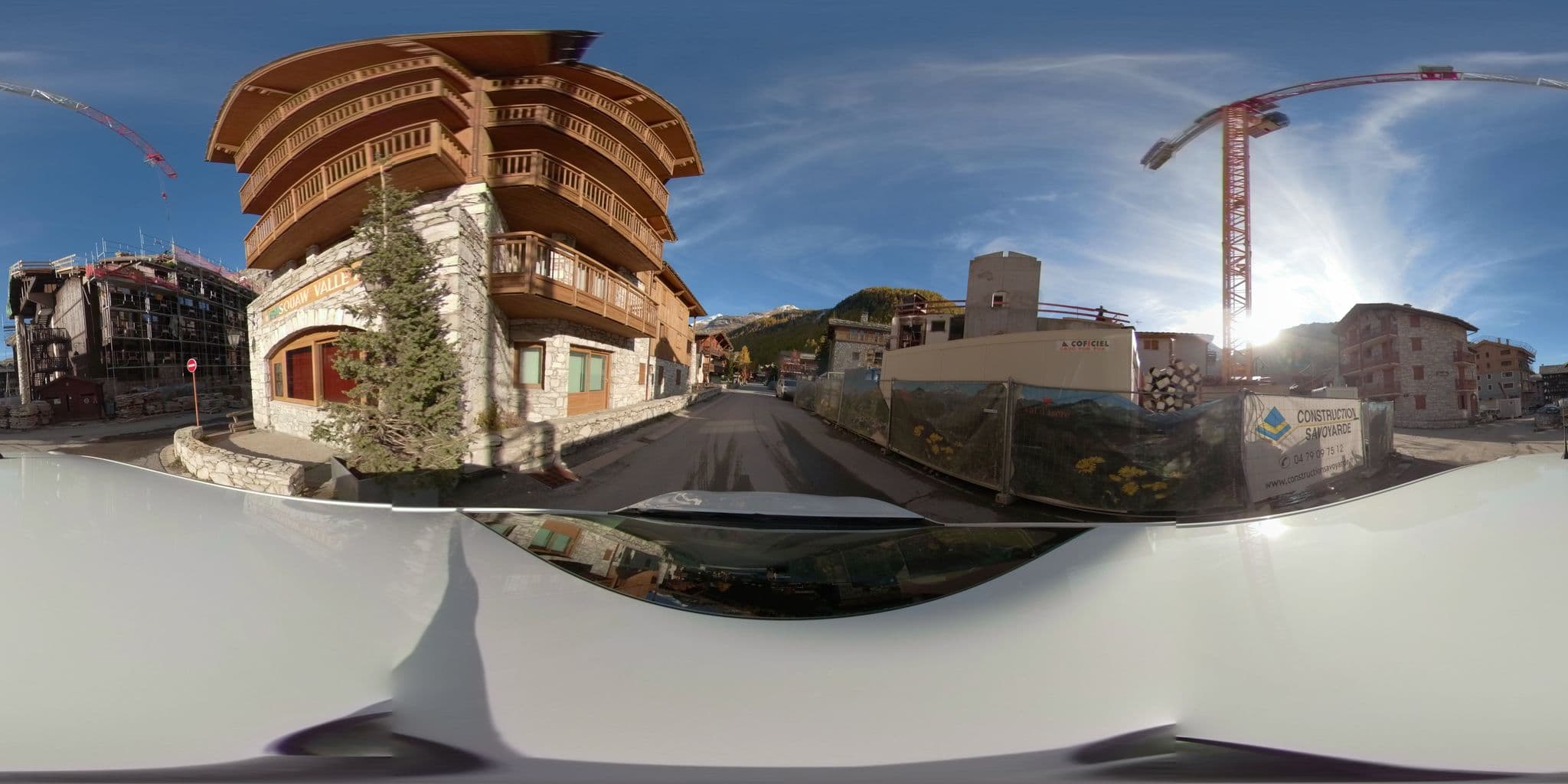 Street view near Danaides, Val-d'Isère — © serfim_cit_y (CC BY-SA · Mapillary)