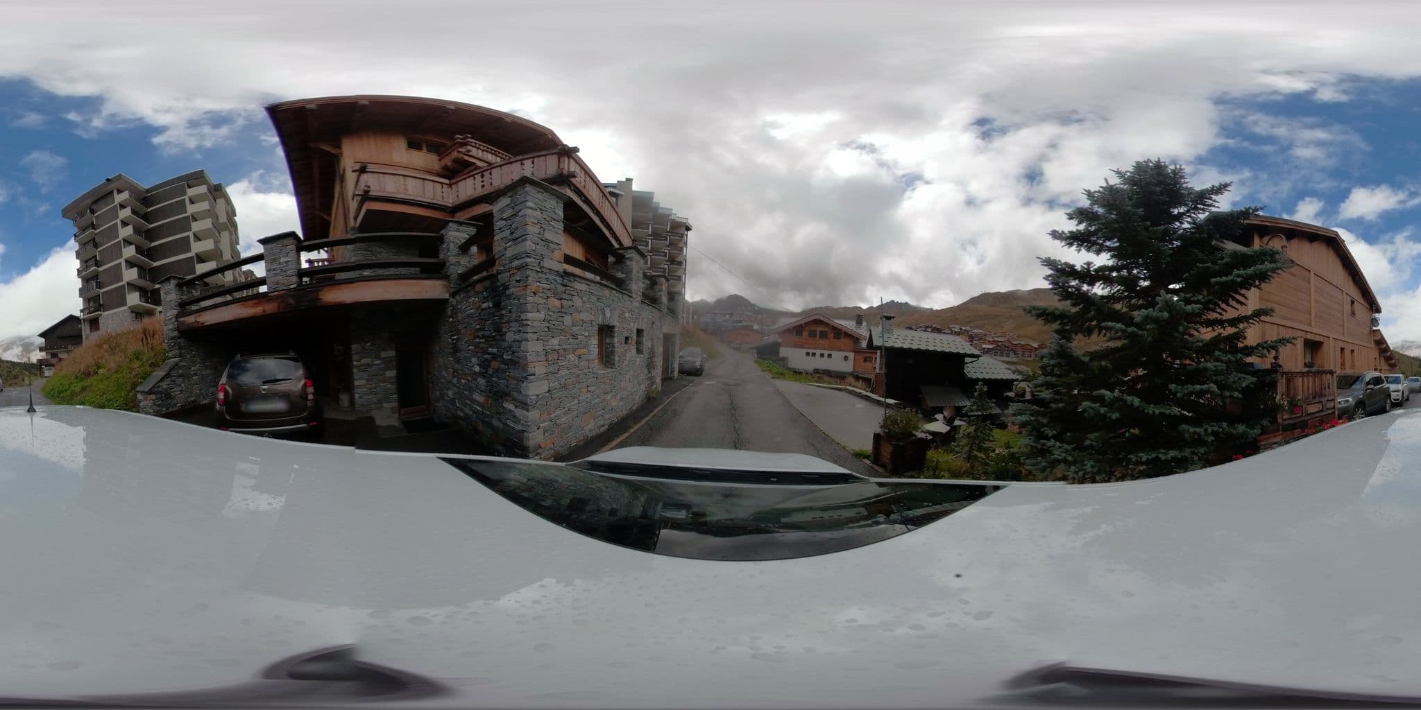 Street view near Chalet Ramo, Tignes — © serfim_cit_y (CC BY-SA · Mapillary)